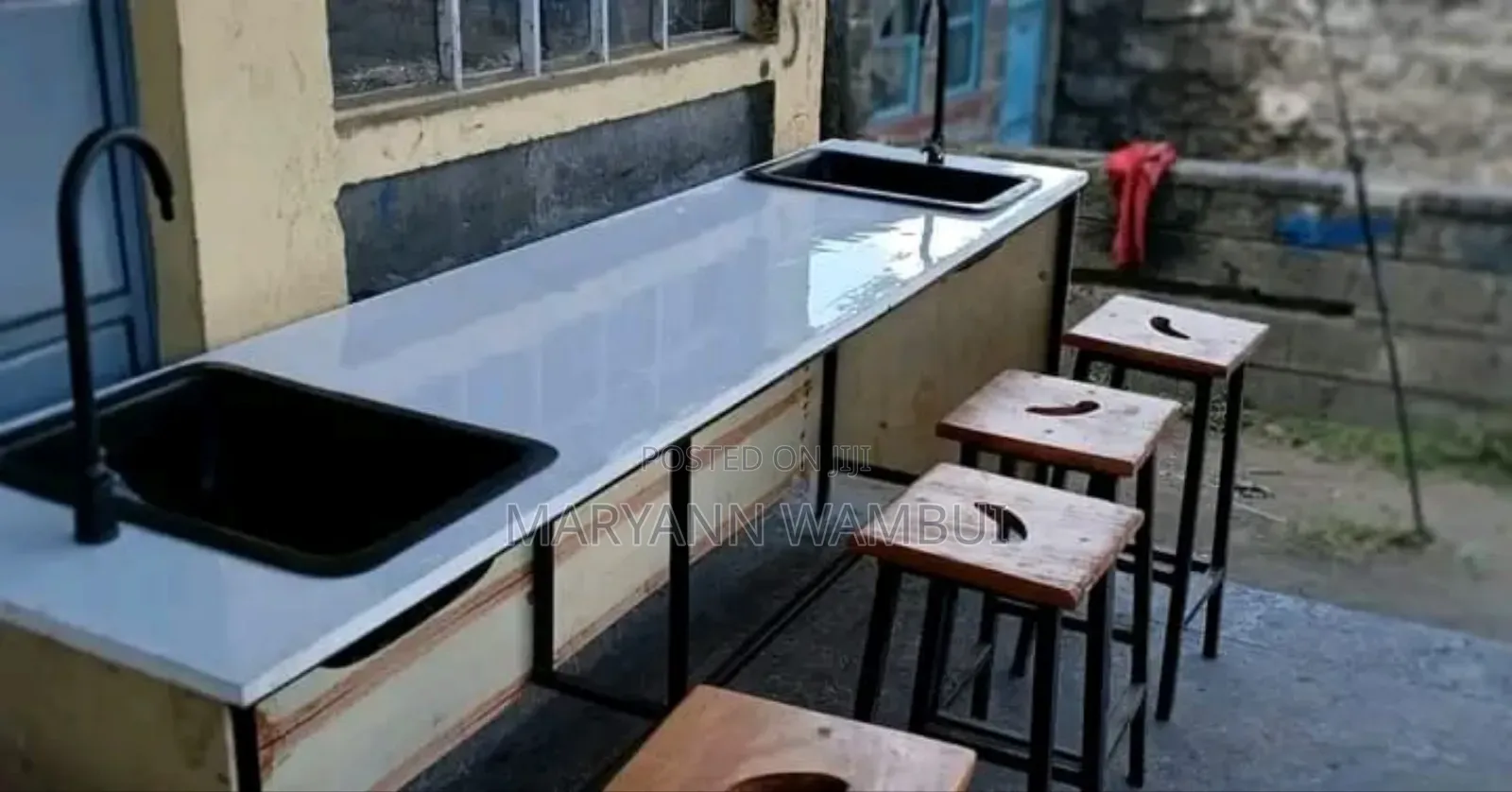 Laboratory Tables With Sink