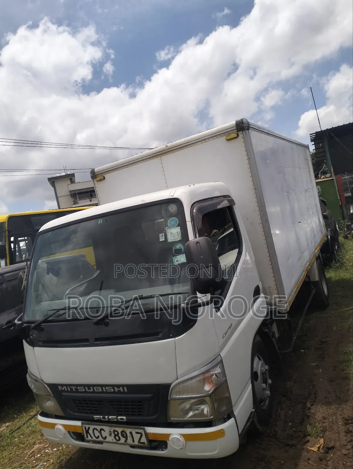 Mitsubishi Canter 2016 Pearl