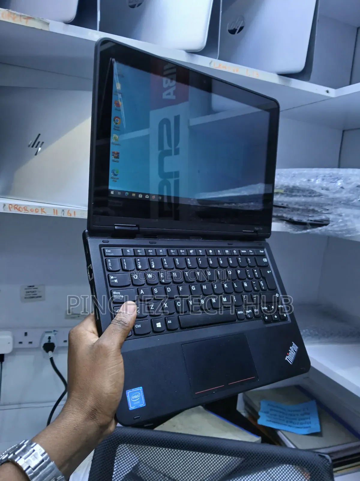 Laptop Lenovo Yoga 11e 4GB Intel Celeron SSD 128GB