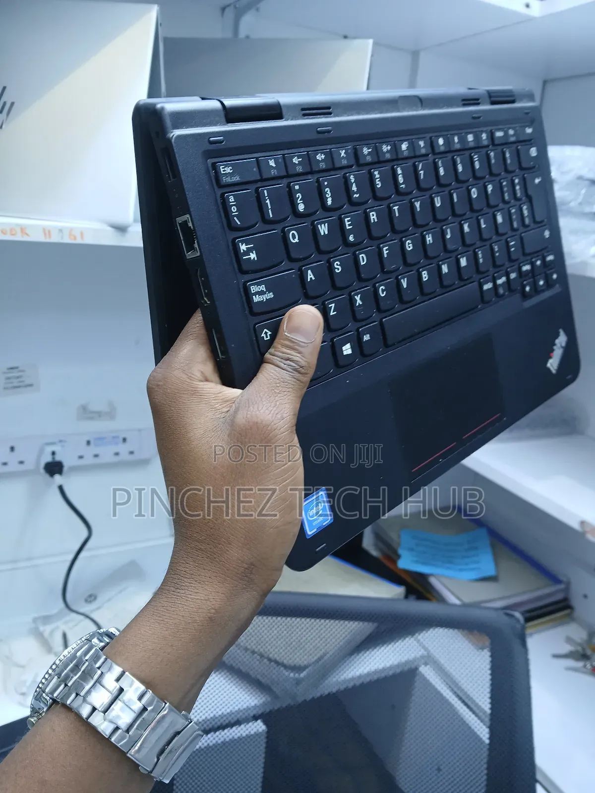 Laptop Lenovo Yoga 11e 4GB Intel Celeron SSD 128GB