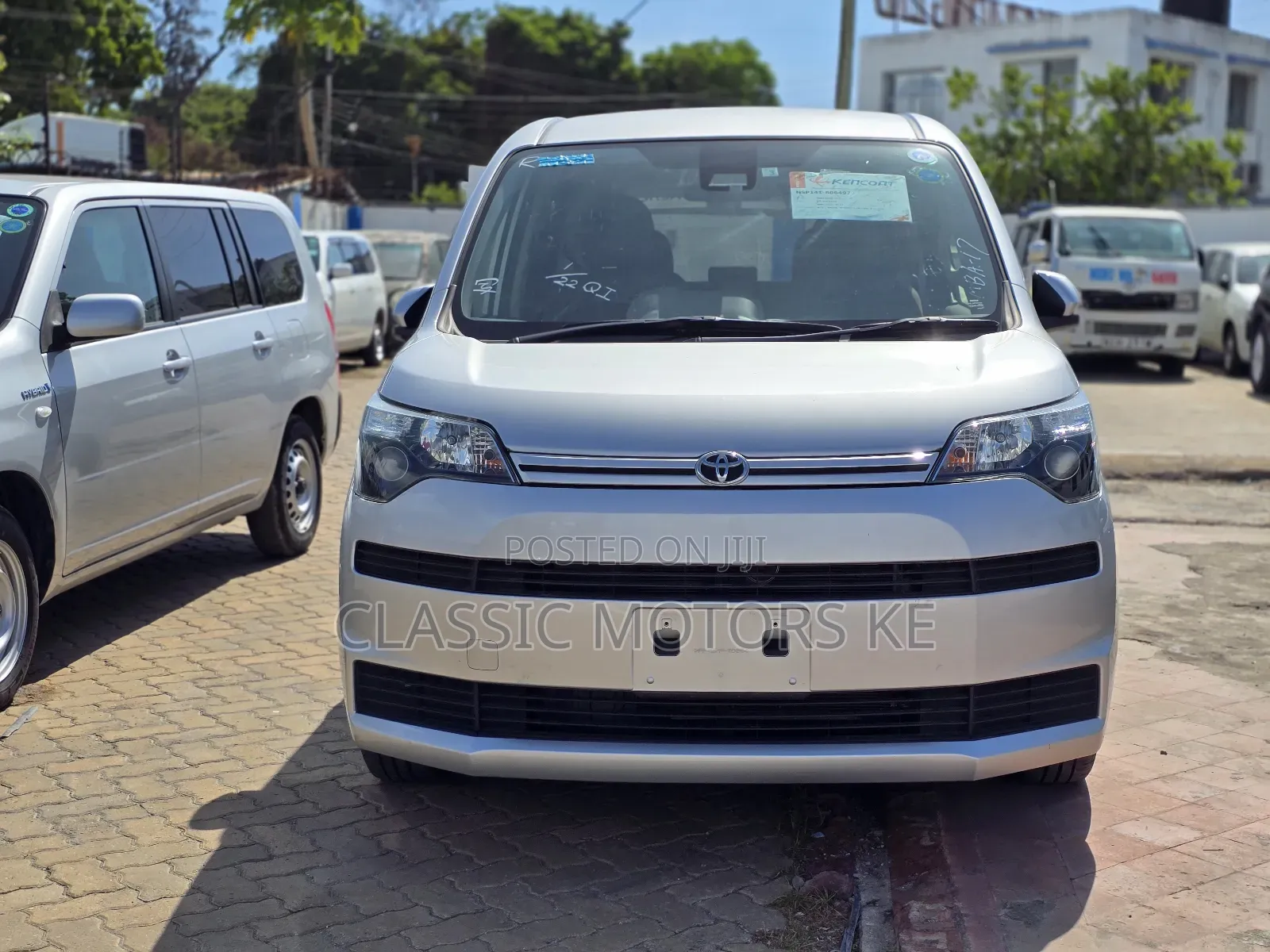 Toyota Spade 1.5 2018 Silver