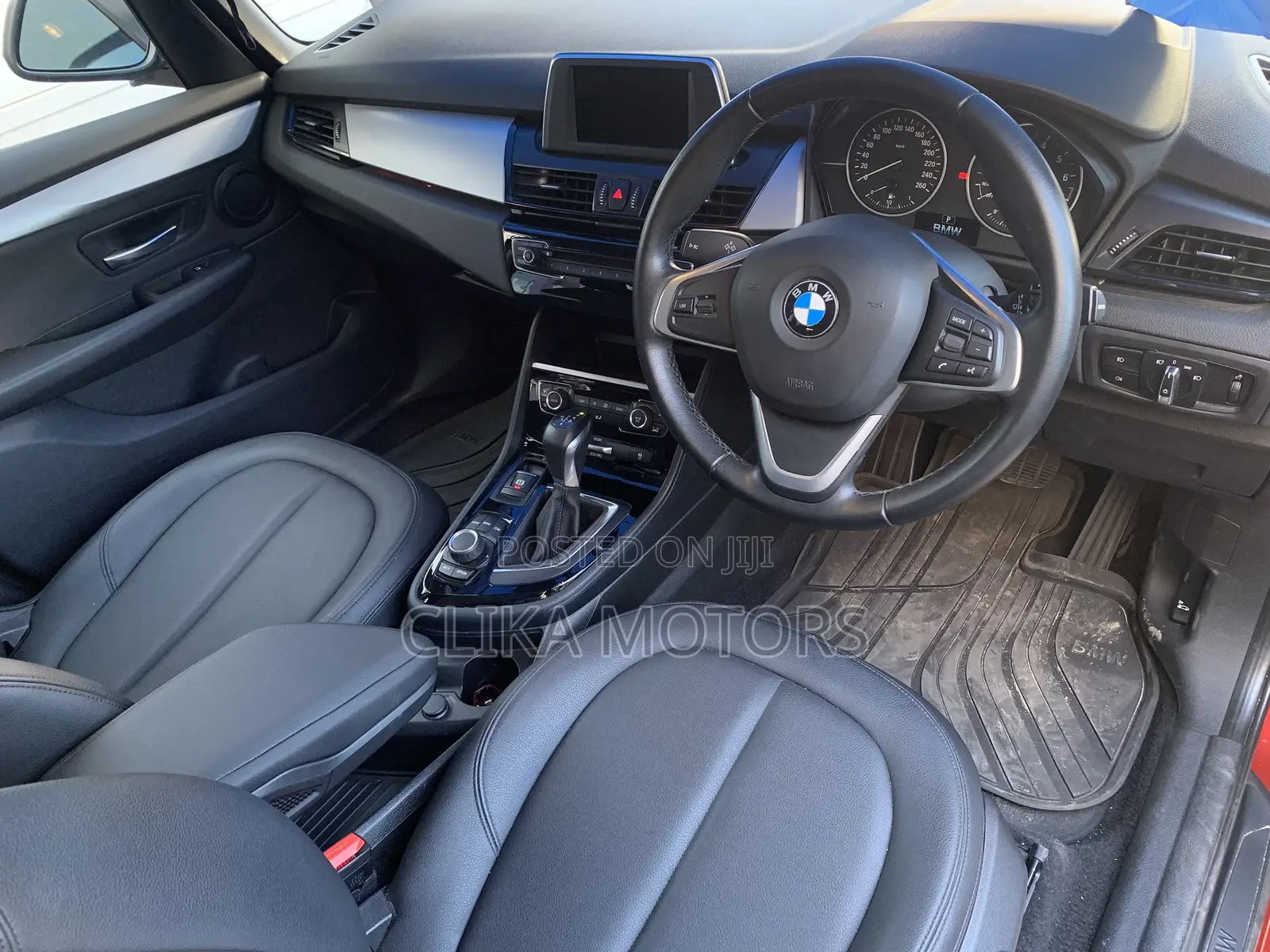 BMW 218i 2017 Red