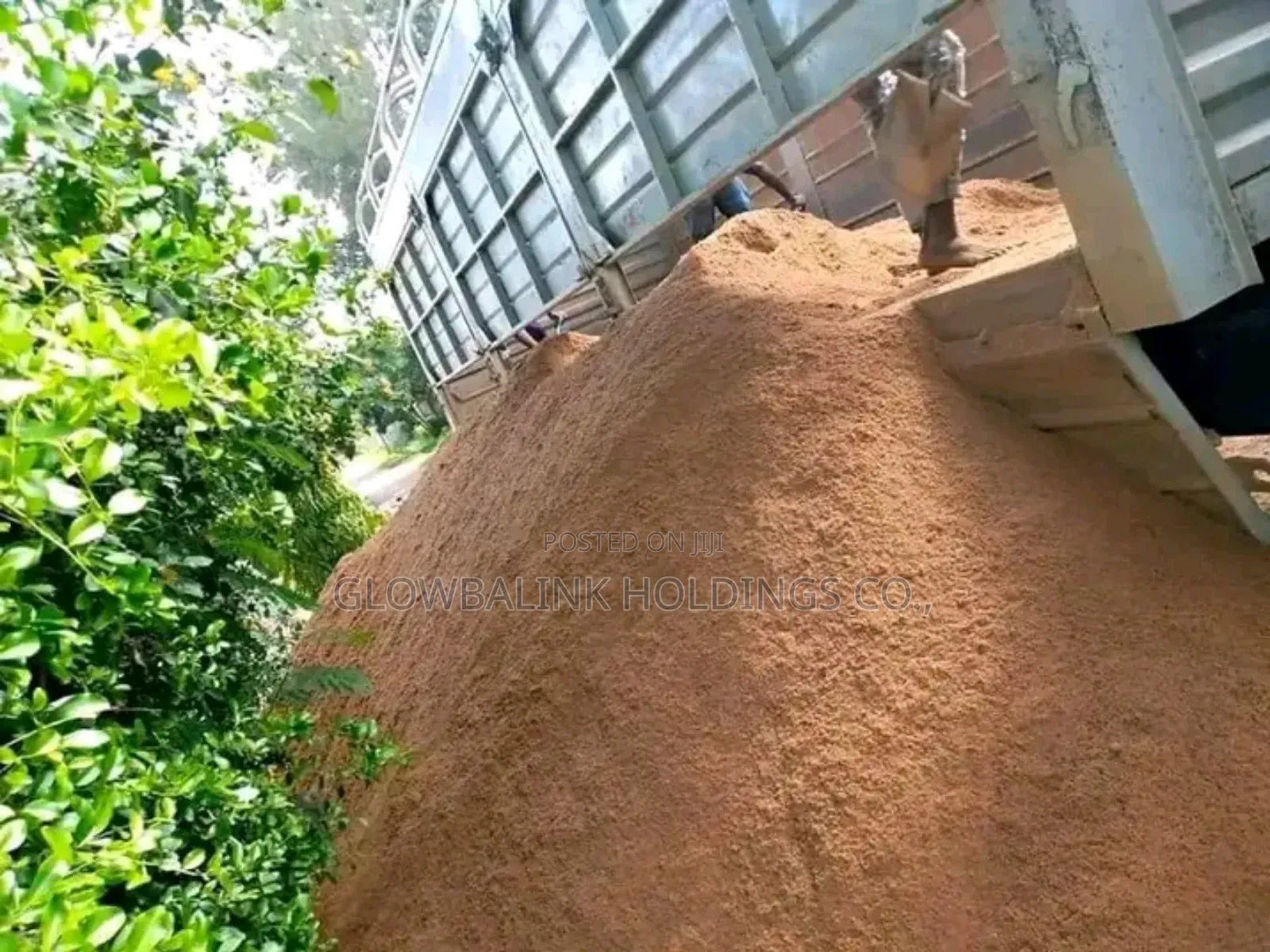 River Sand Supplies, Mguu Kumi