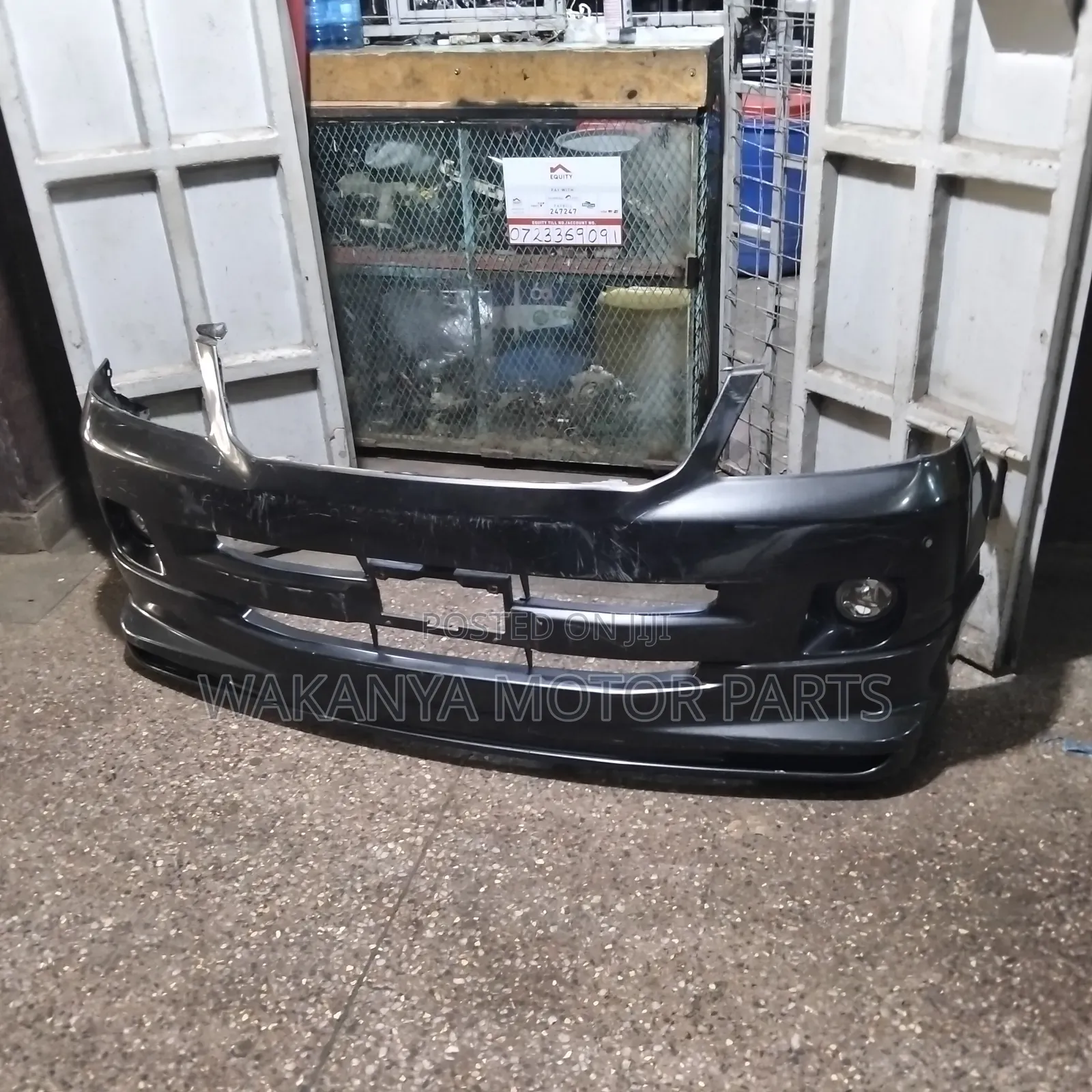 Toyota Noah 2002/2003 Front Bumper With Body Kit, Ex Japan