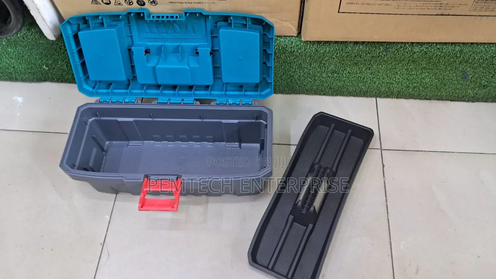 Total Tpbx0141 14 Inch Tool Box - Plastic Lock