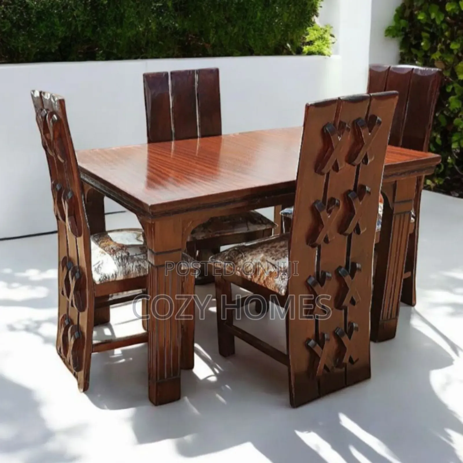 Dining Table, a Fine Modern Dining Table, 4 Seater