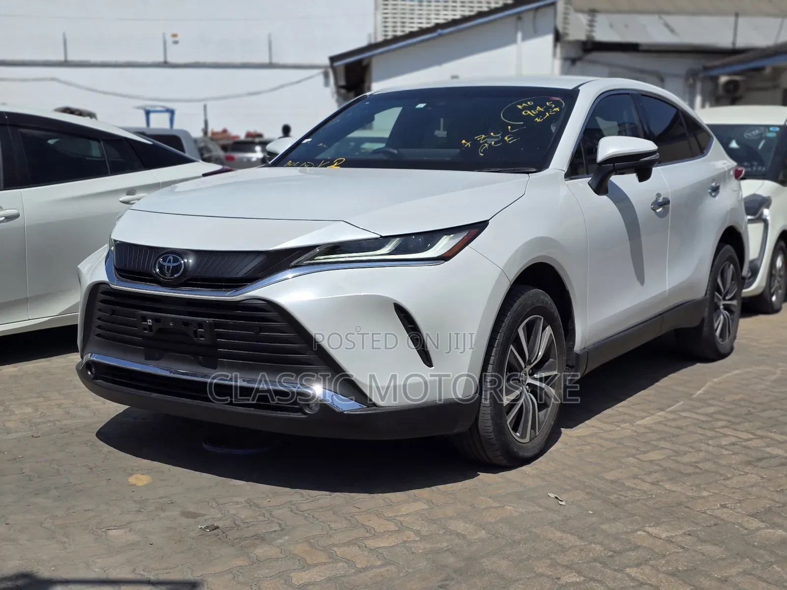Toyota Harrier 2023 White