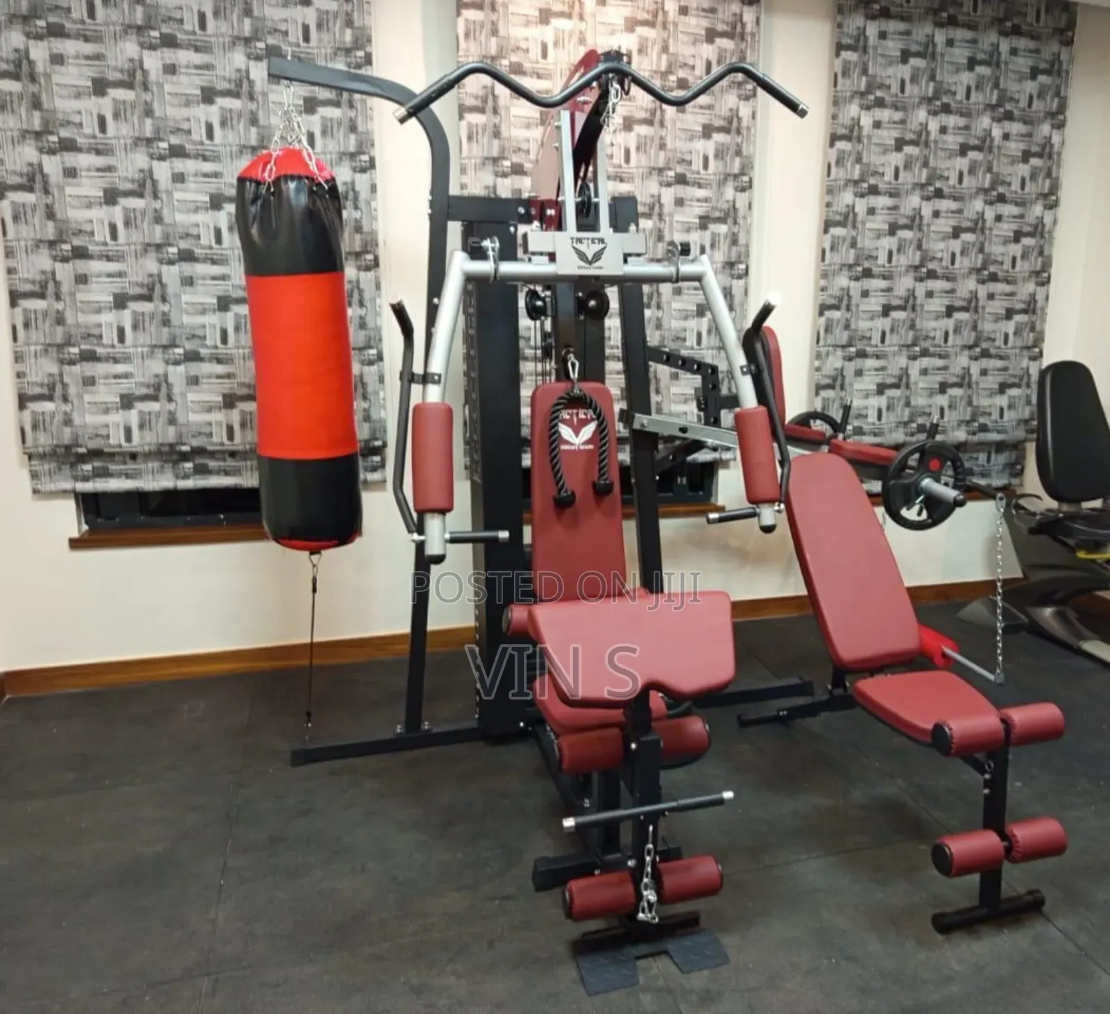 Multi Gyms, Mùlti Gýms/Multì Ğyms; 4-Station Multî Gymś