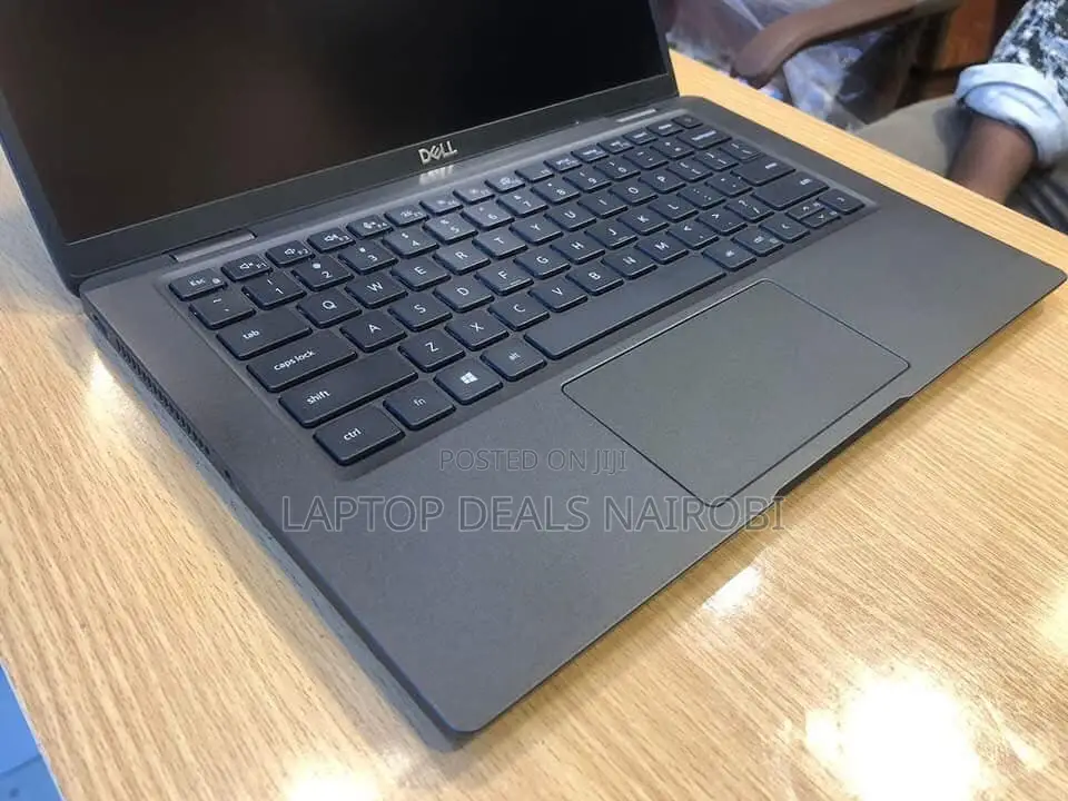Laptop Dell Latitude 7320 16GB Intel Core I5 SSD 256GB