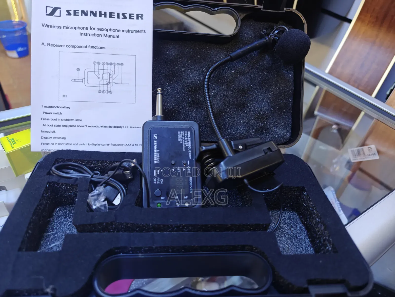 Saxophone Wireless Microphone
