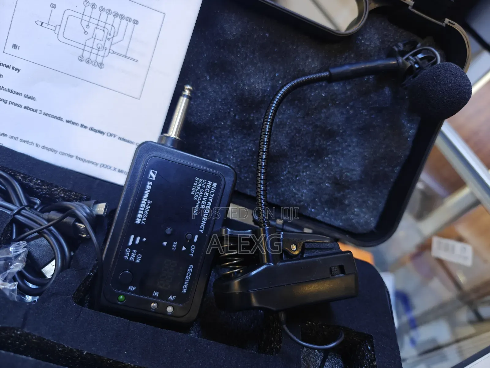 Saxophone Wireless Microphone