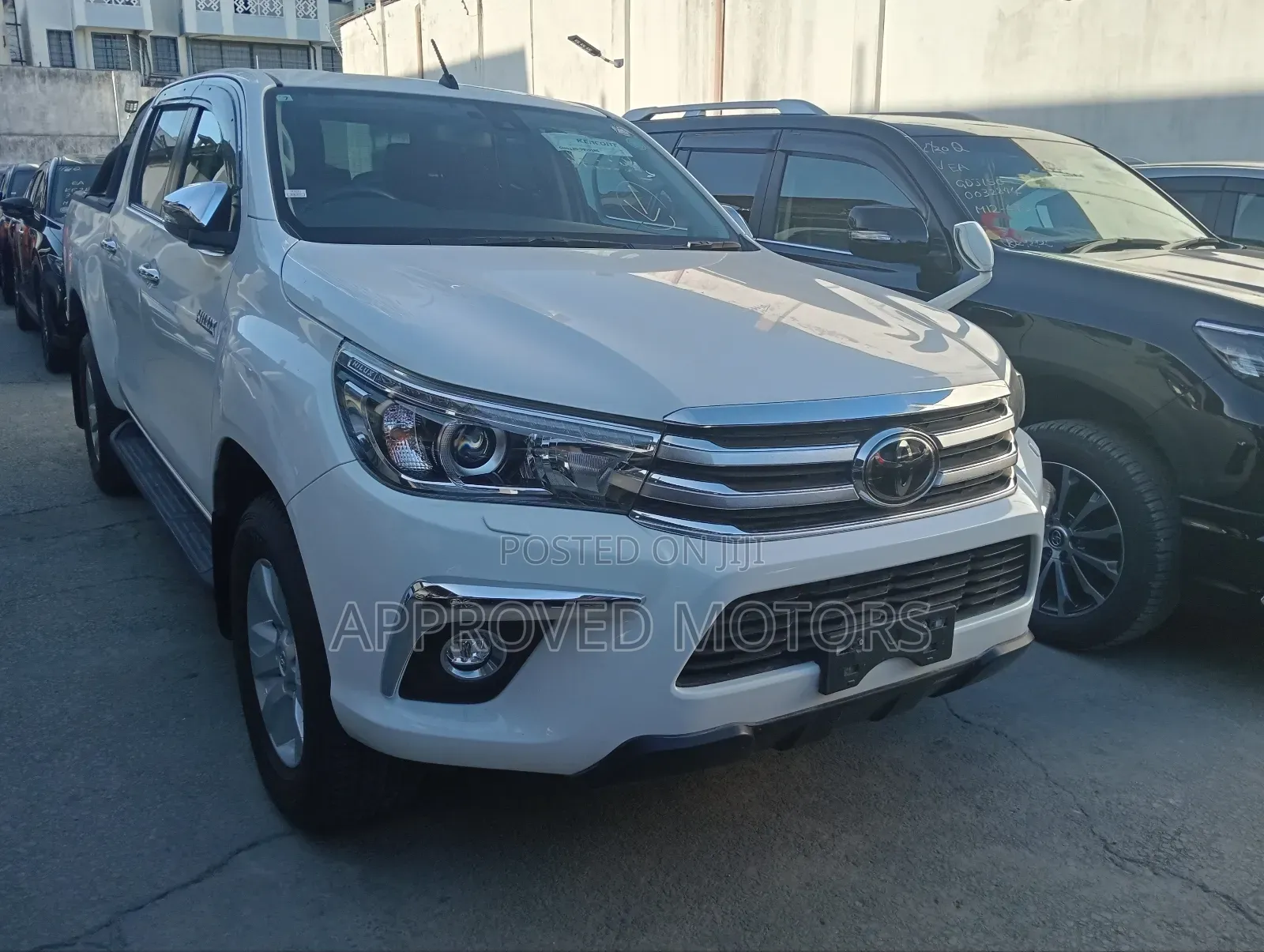 Toyota Hilux 2020 White