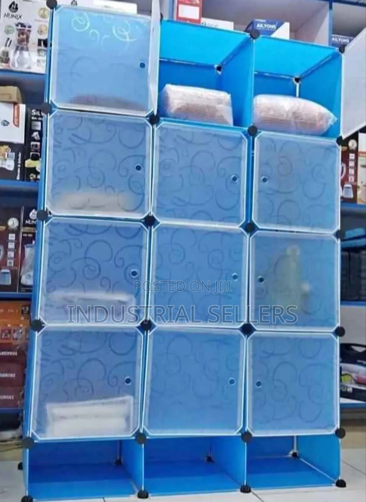 New 3 Column Plastic Wardrobe