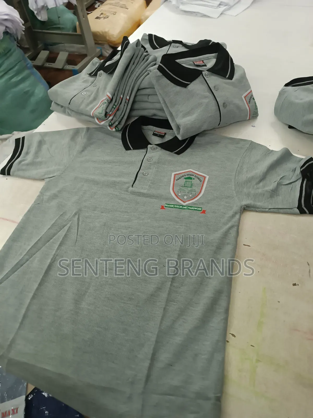 Polo T-shirts Made Of Cotton 100%