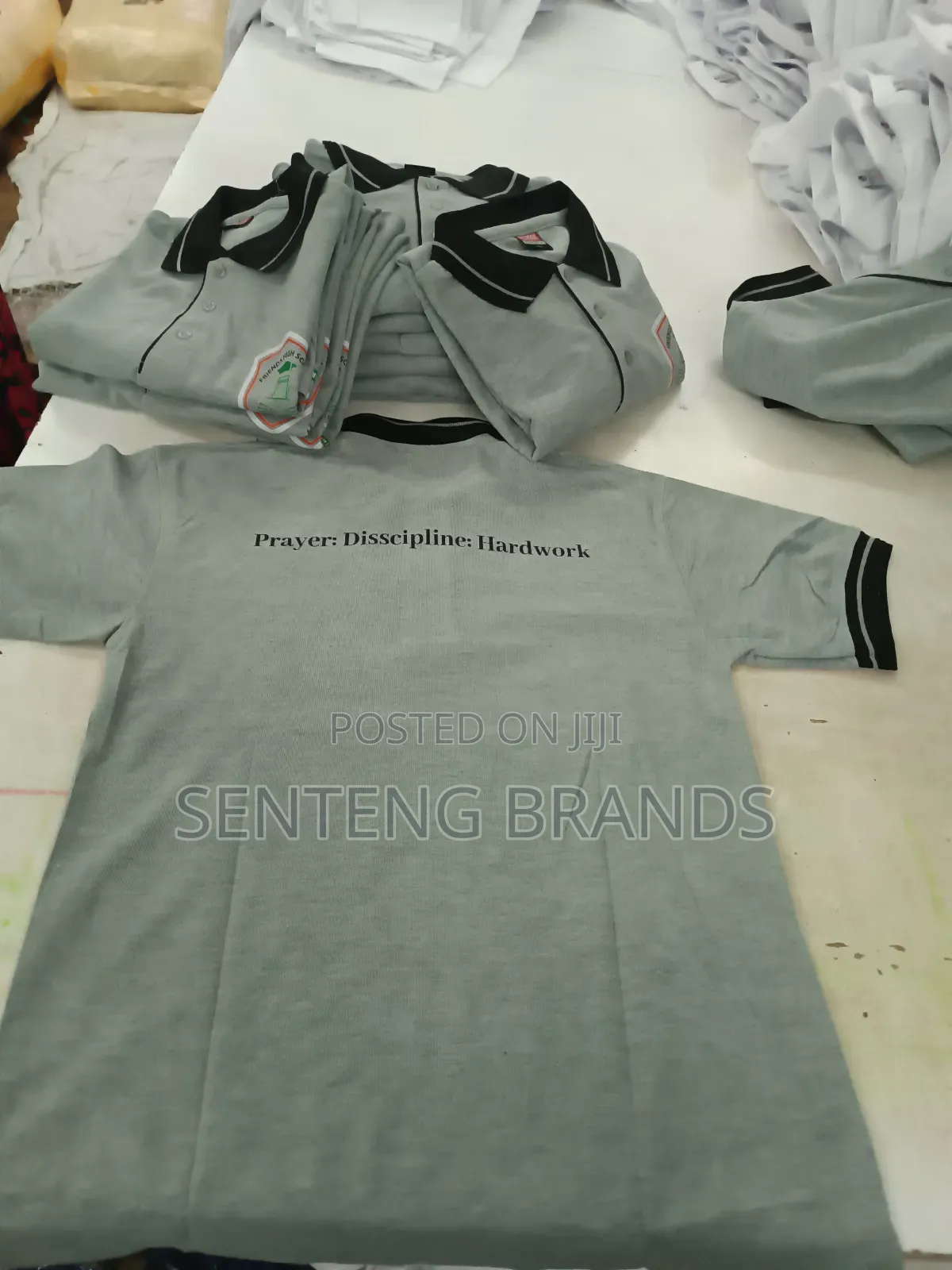 Polo T-shirts Made Of Cotton 100%