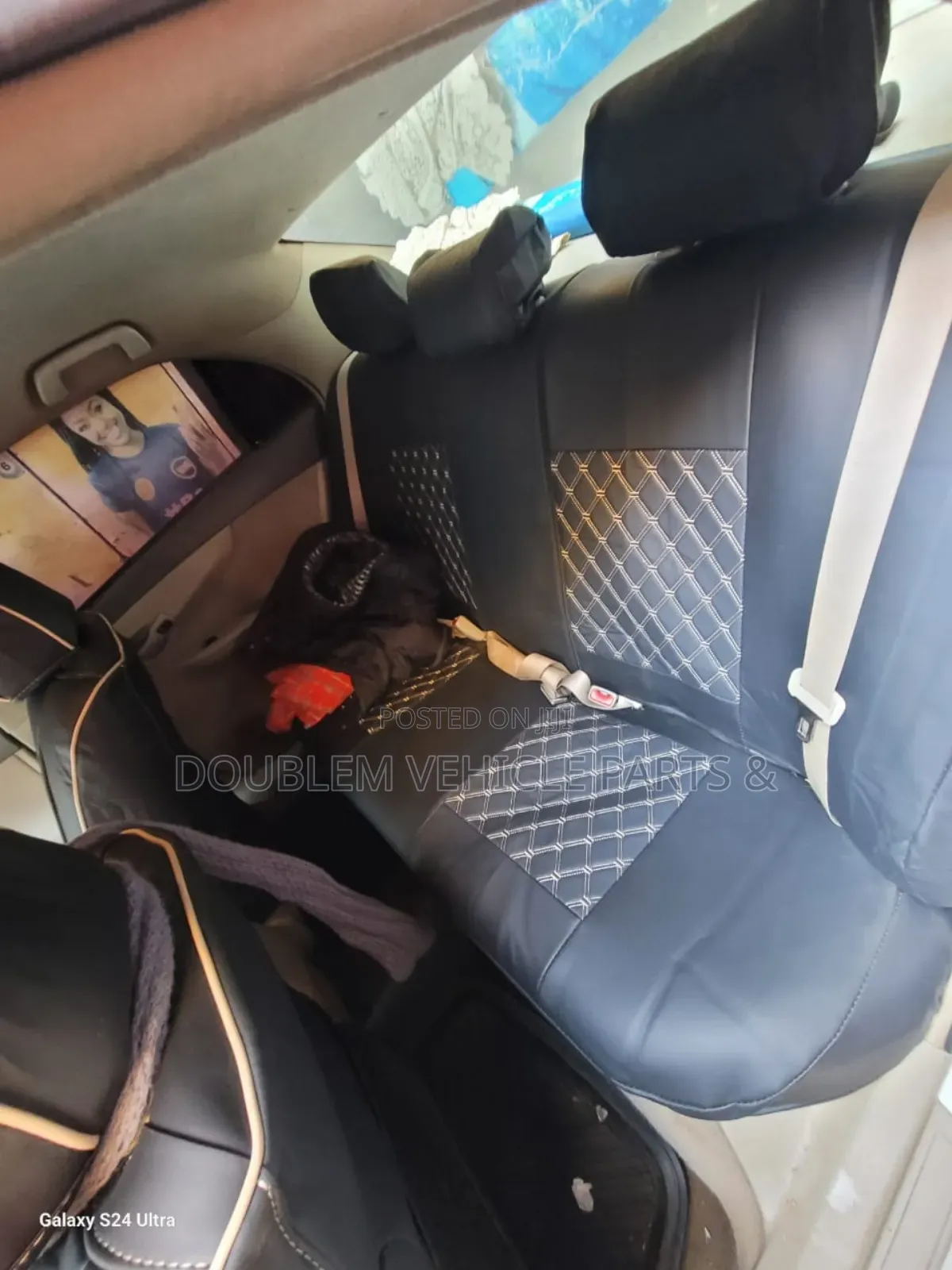 Seatcovers 5 Seater Universal Different Colors High Quality