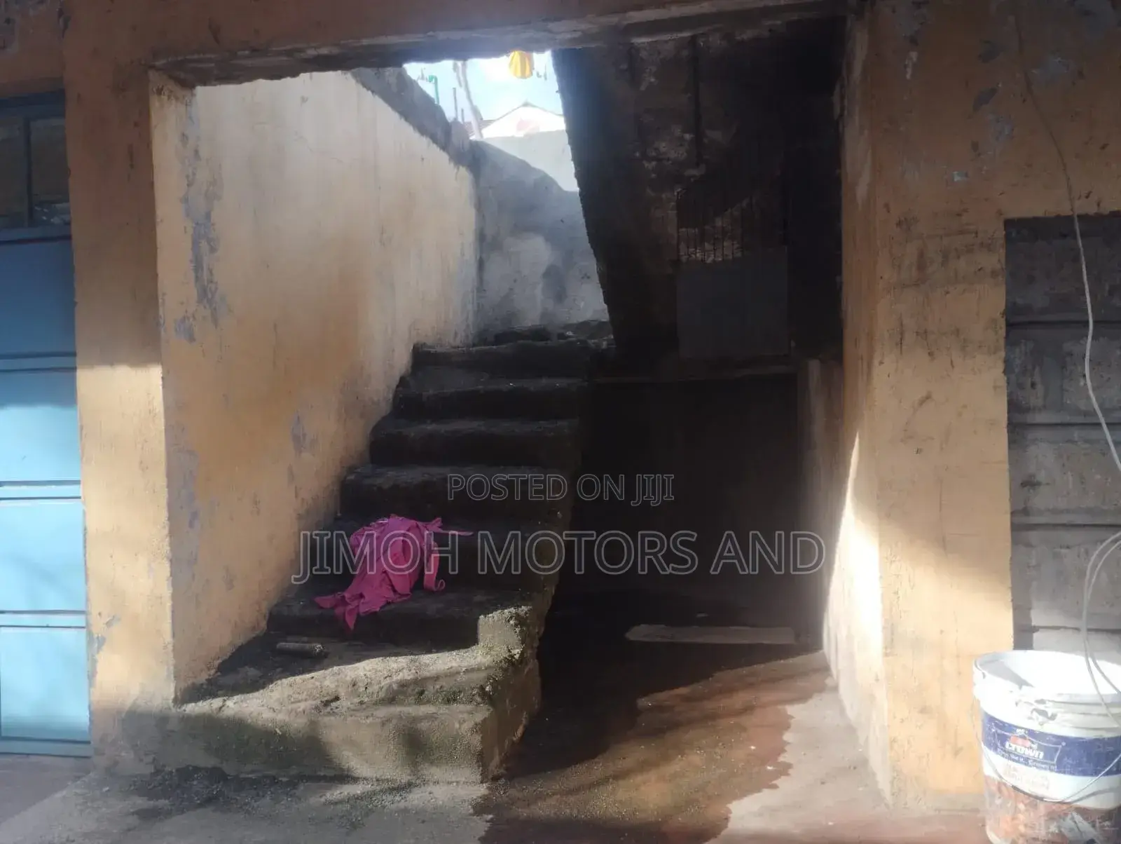 5bdrm Block of Flats in Wangige for sale