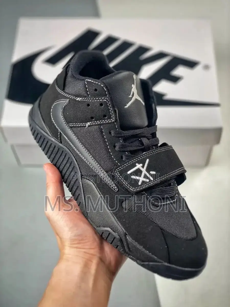 Men Quality Sneakers 40-45 (Jumpman)