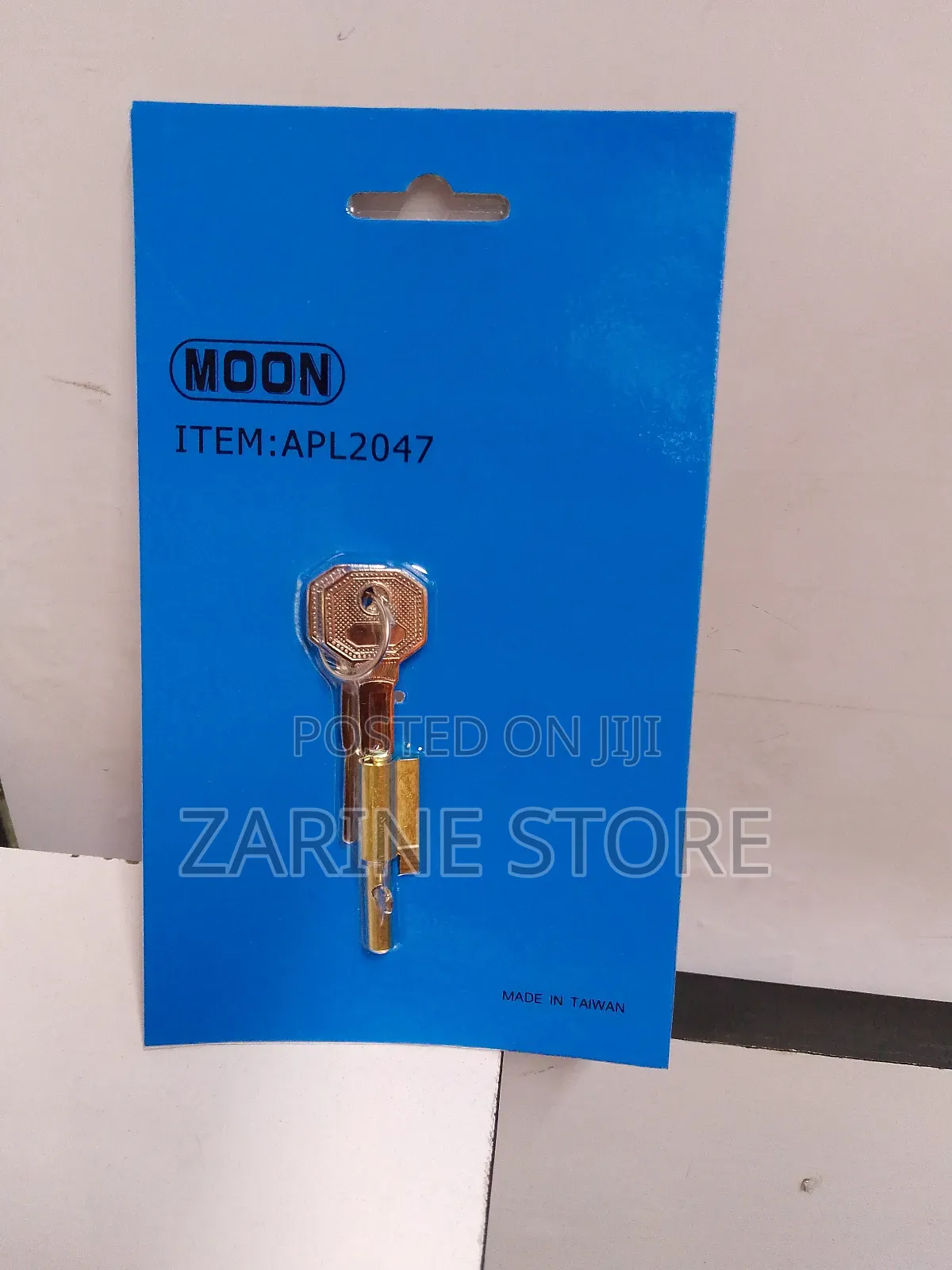 Anti-Theft Keyhole Blocker