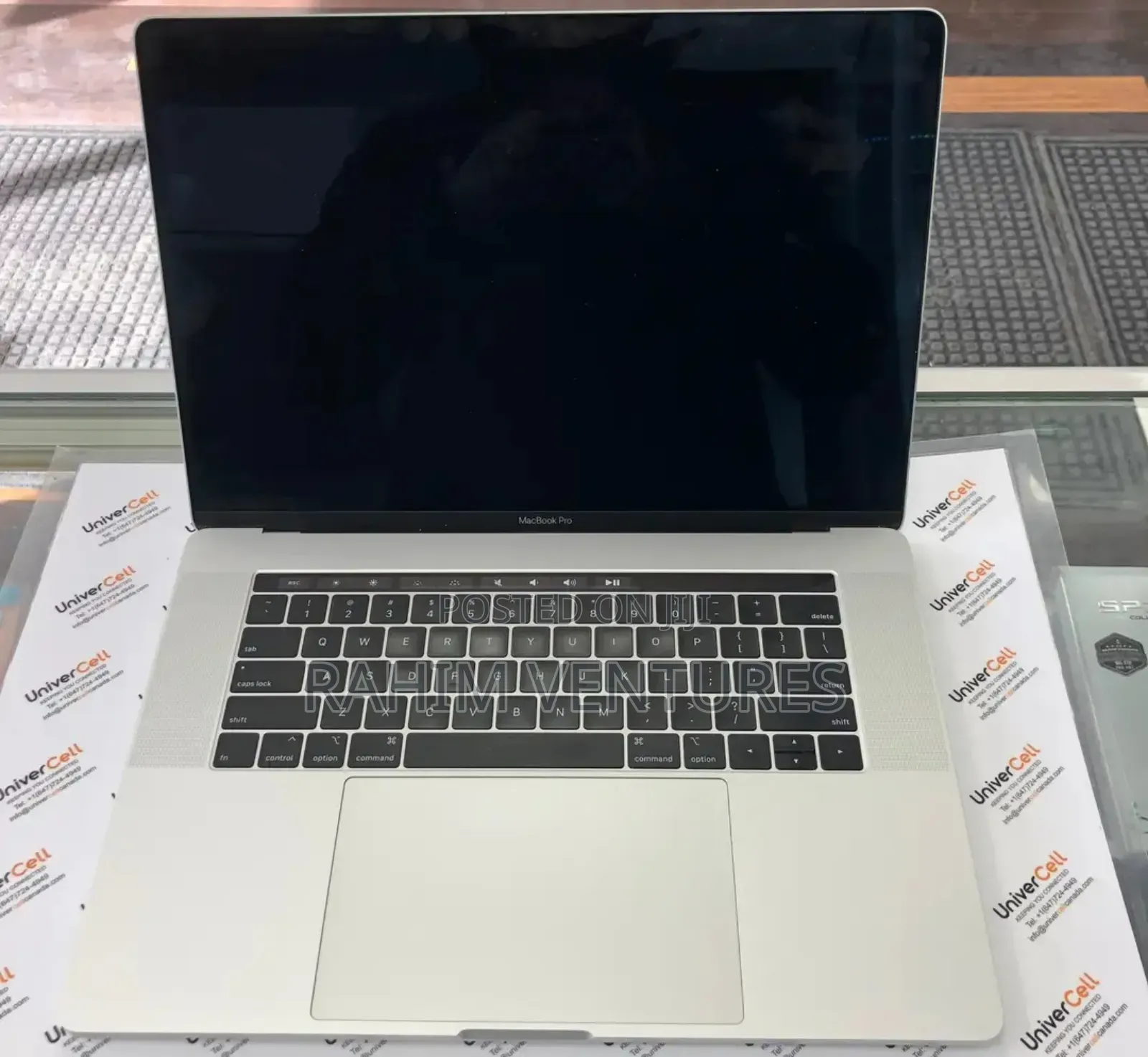 Laptop Apple MacBook Pro 2018 32GB Intel Core i9 SSD 512GB