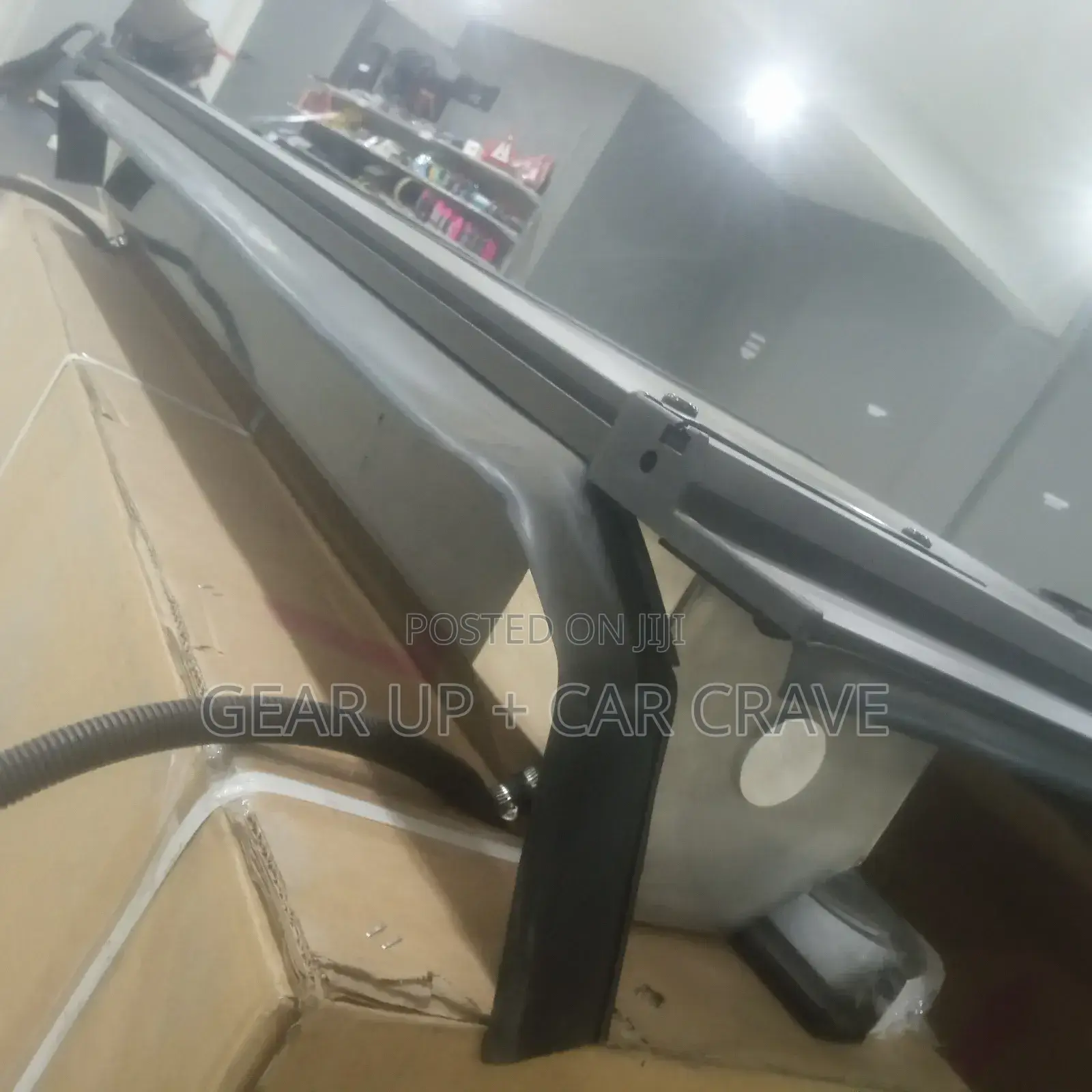 Premium Retractable Tonneau Hilux Cover