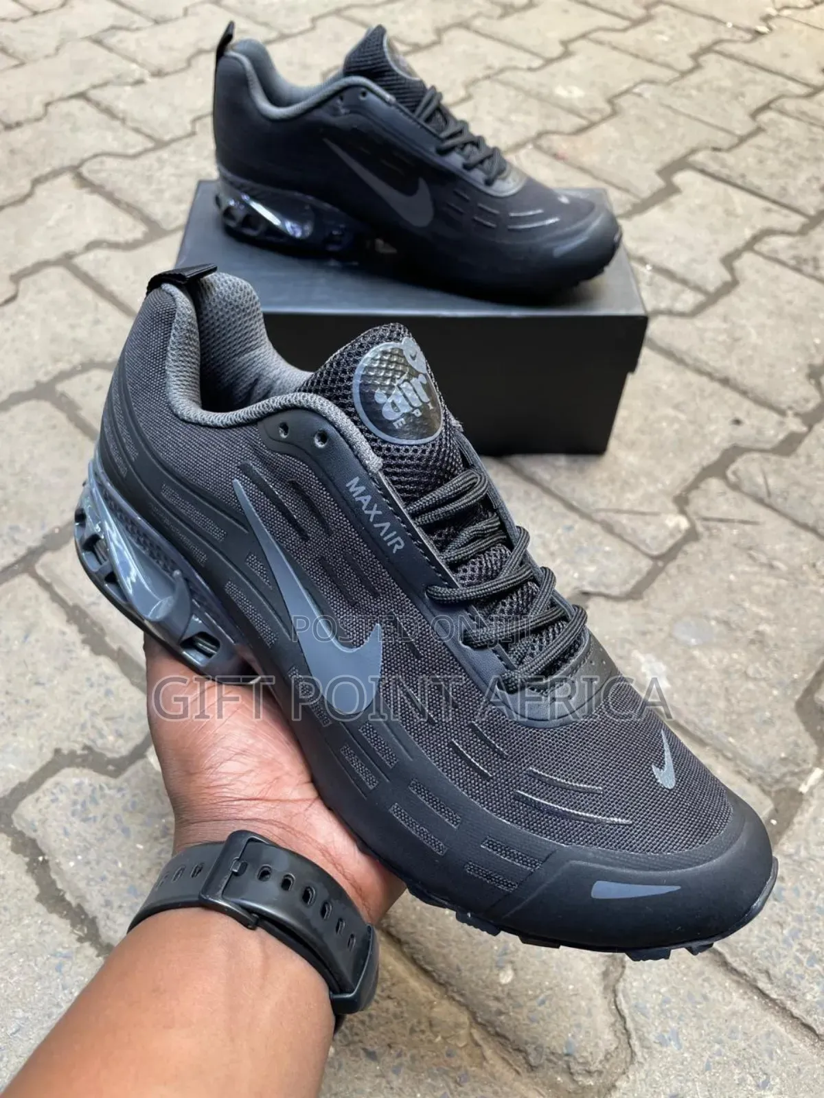 Airmax Ultra Sneakers