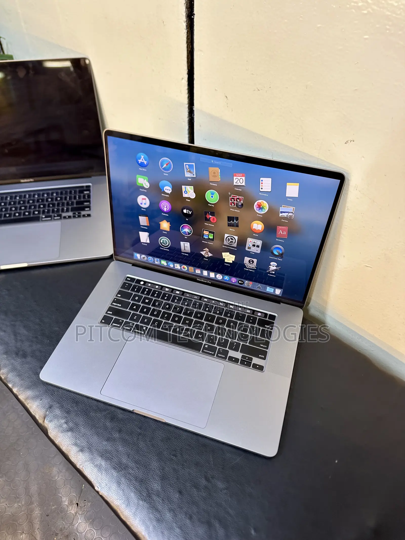 Laptop Apple MacBook Pro 2019 32GB Intel Core I9 SSD 1T