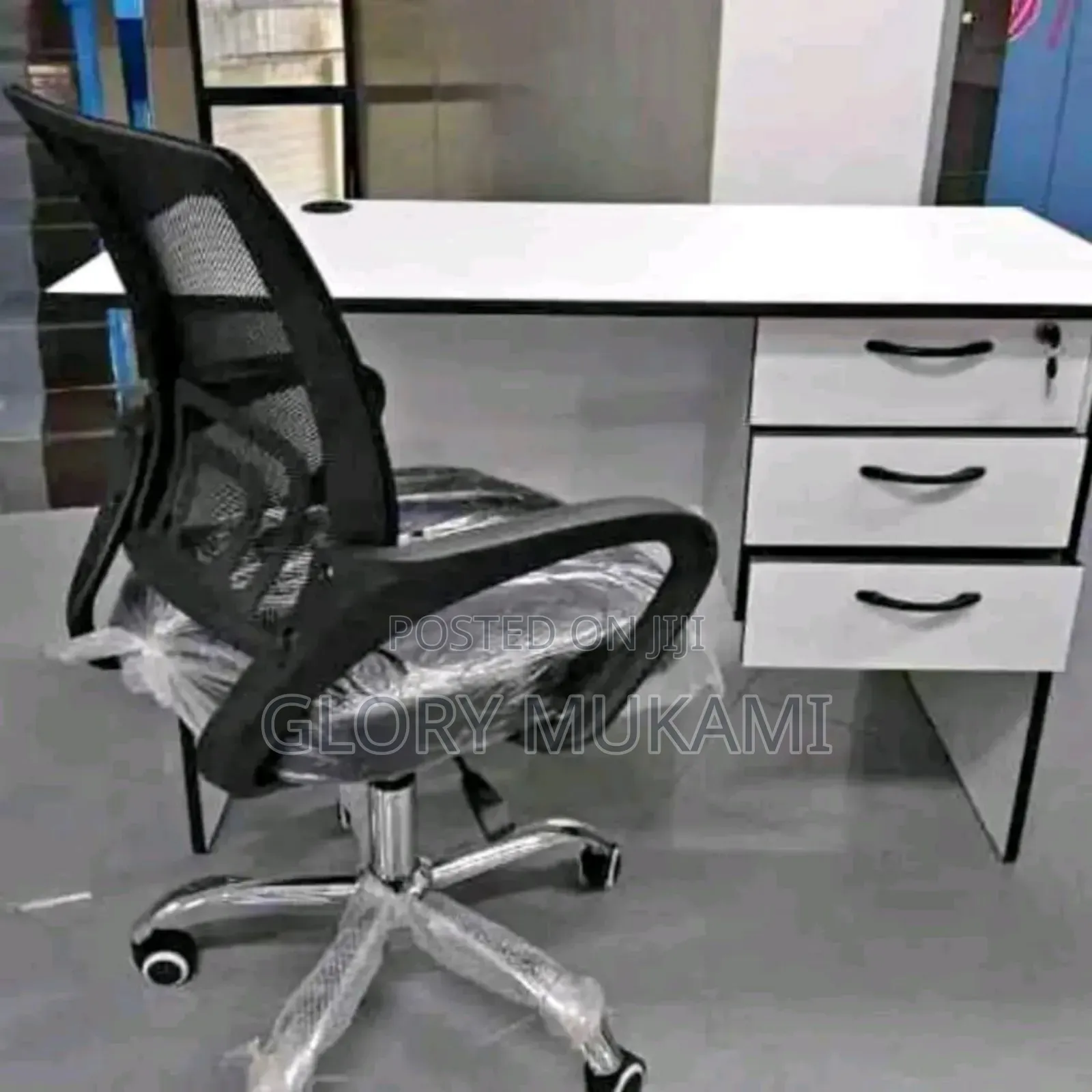 White Office Desk Table And Office Mesh Chair