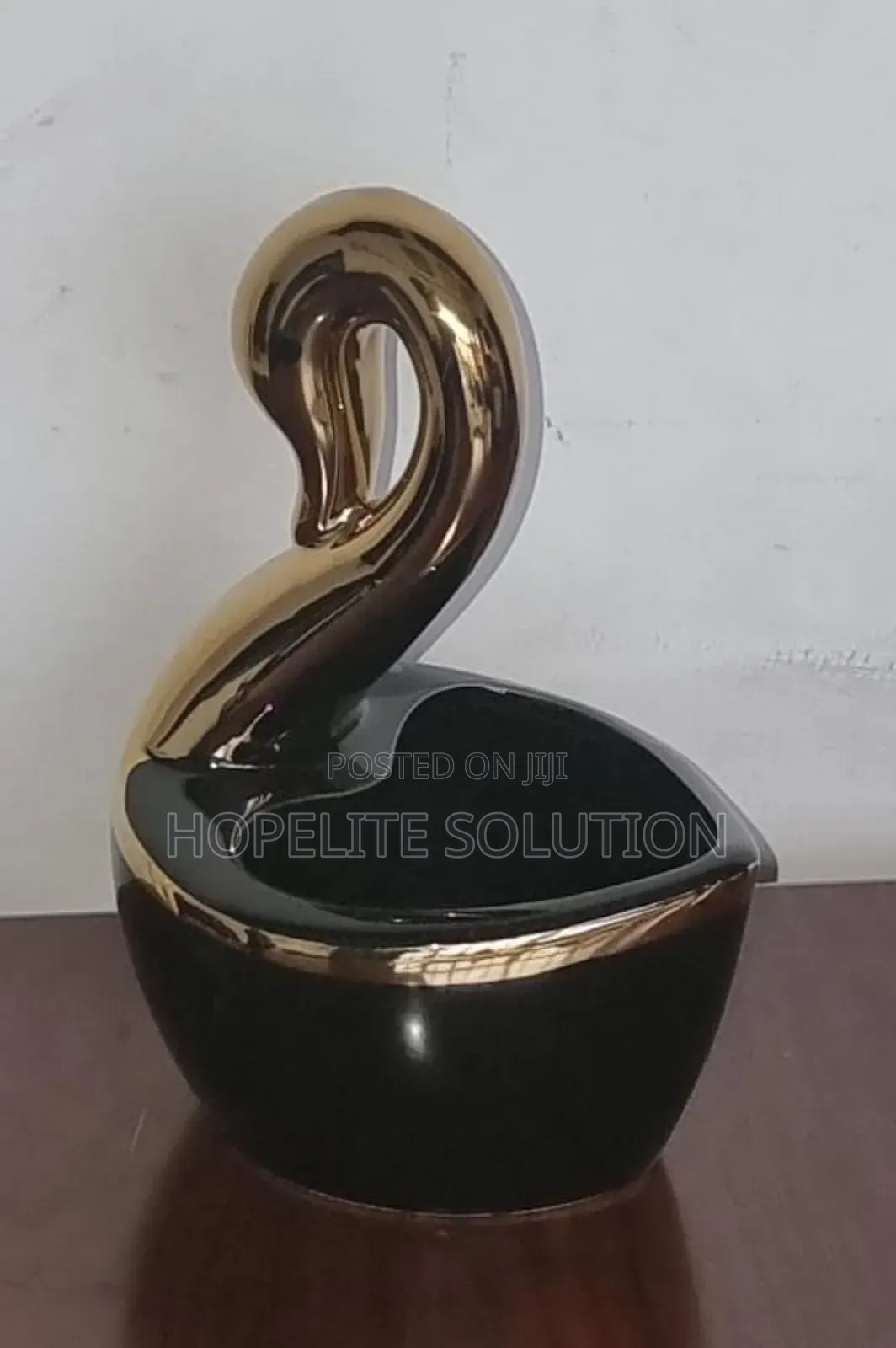 Ceramic Swan Shaped Love Bowl