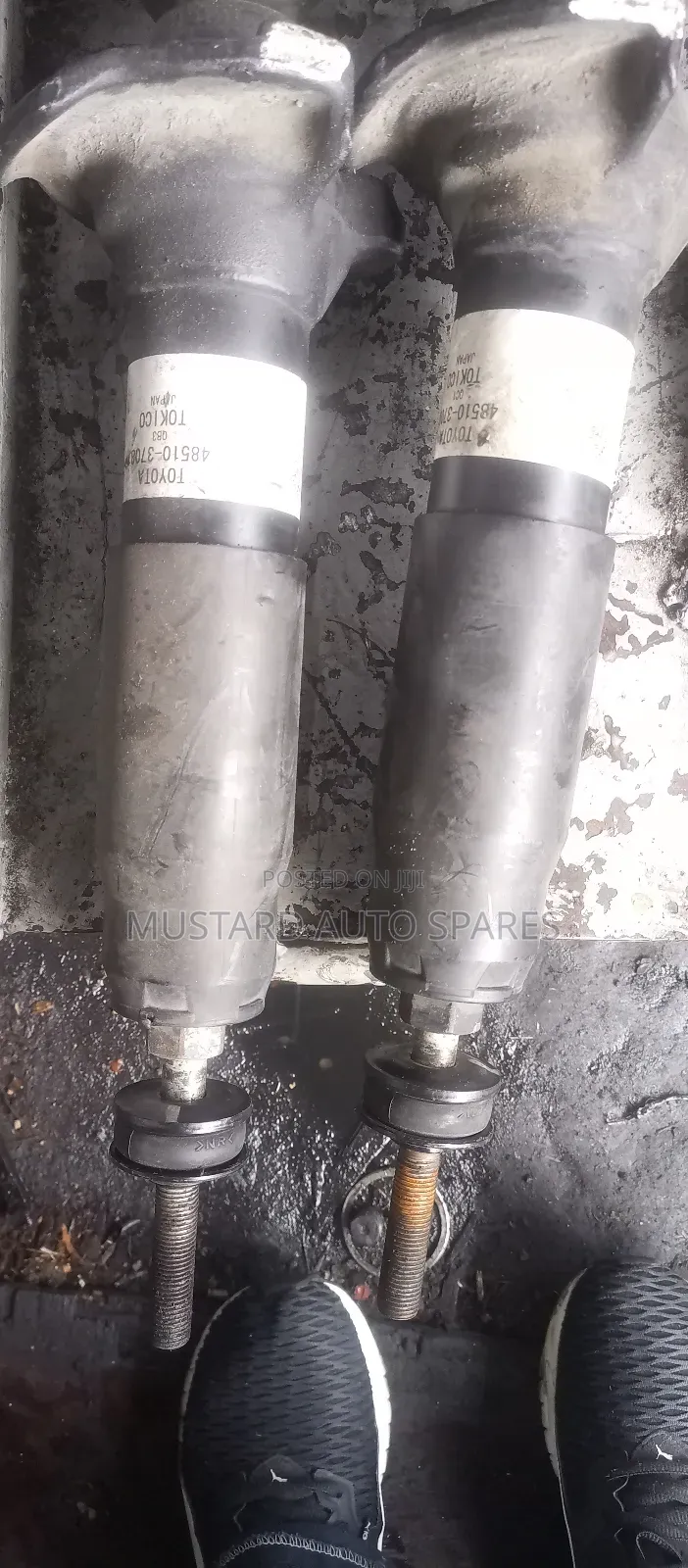 Front Shock Toyota Dyna Ex Japan