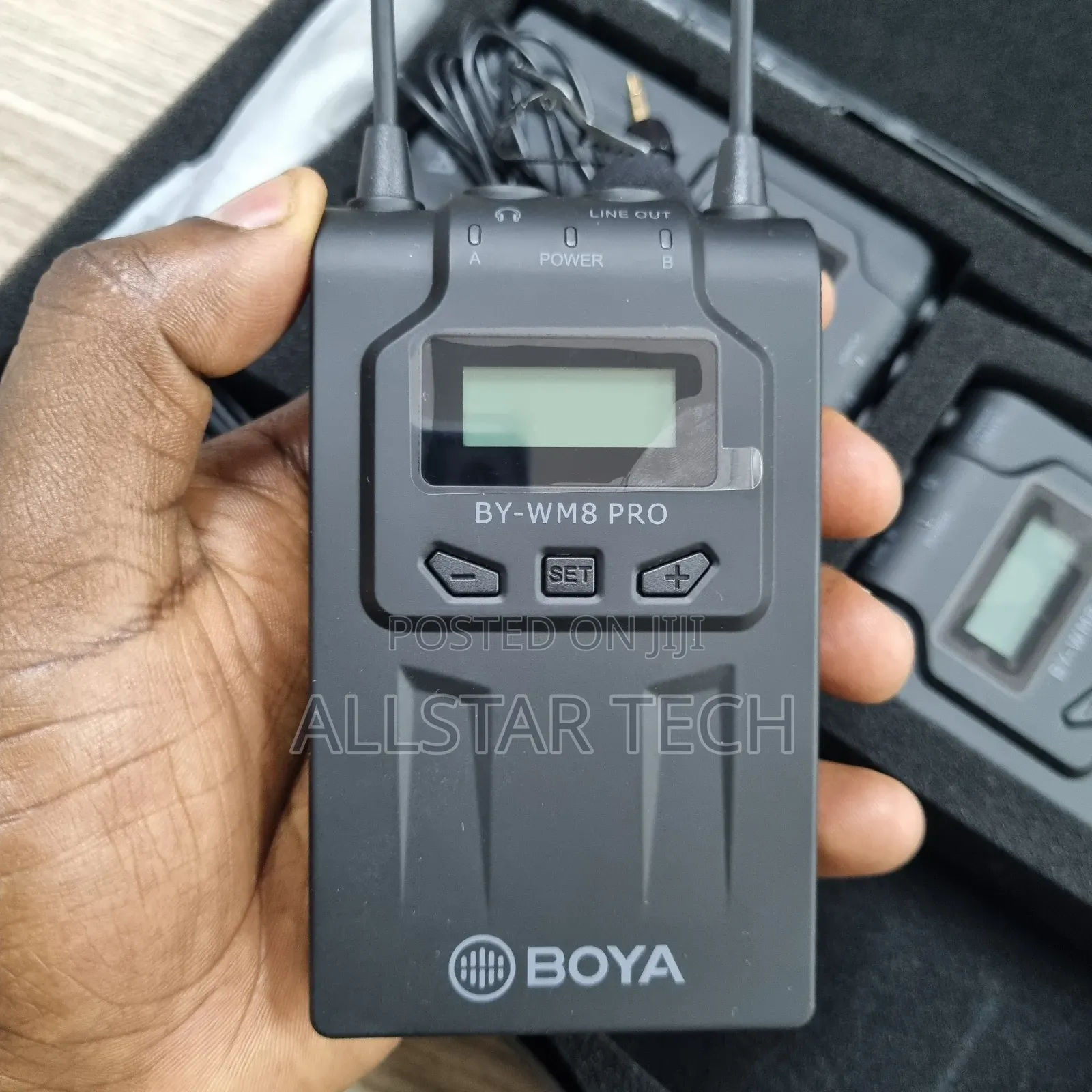 Boya by-Wm8 Pro Uhf Dual-Channel Mono/Stereo Wireless