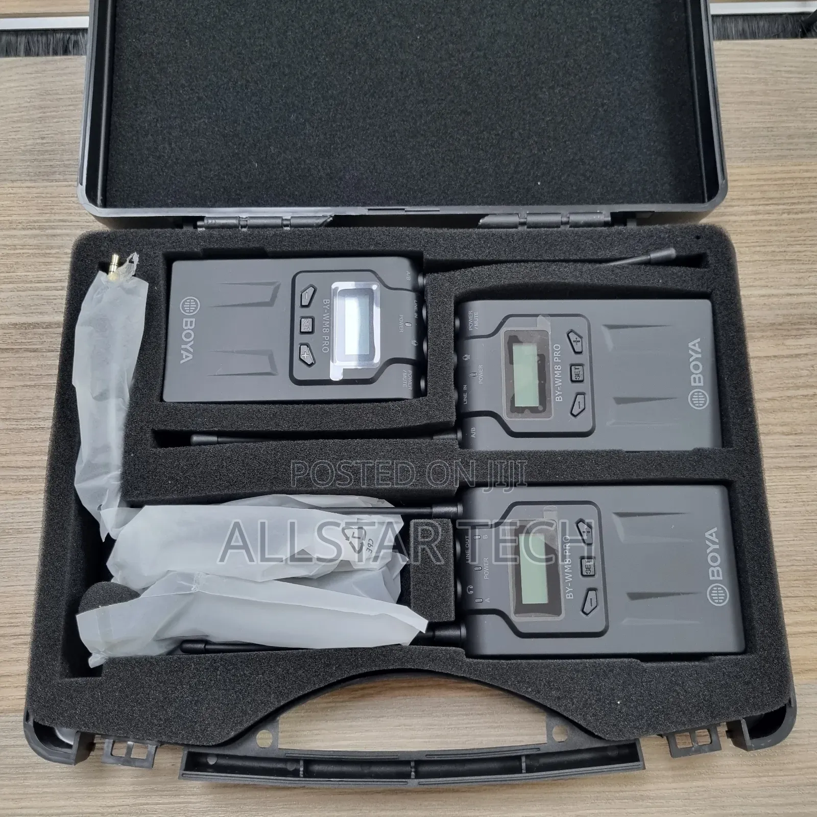 Boya by-Wm8 Pro Uhf Dual-Channel Mono/Stereo Wireless