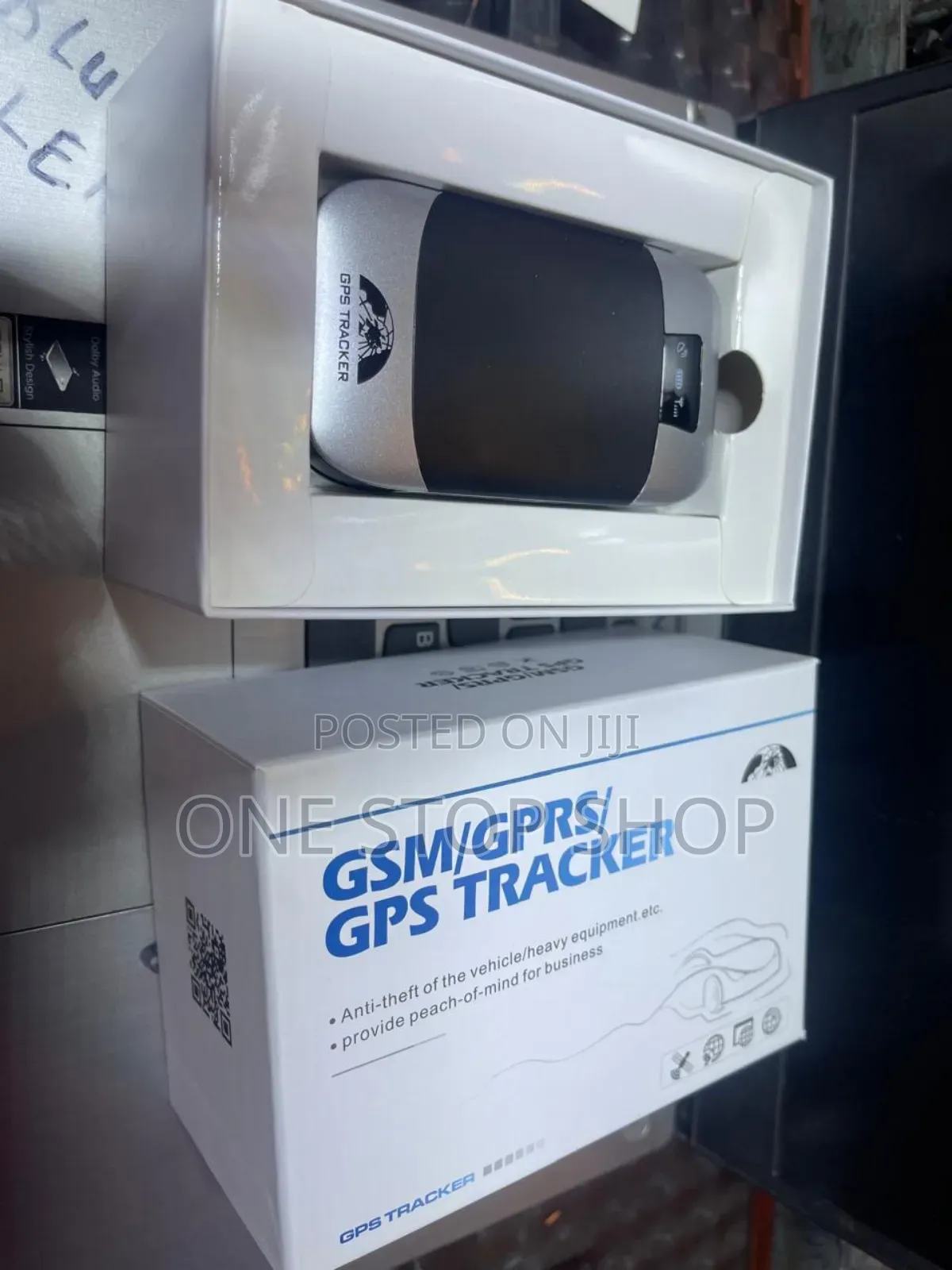 Brand New Car Safety Must Have Car Tracker Gadget