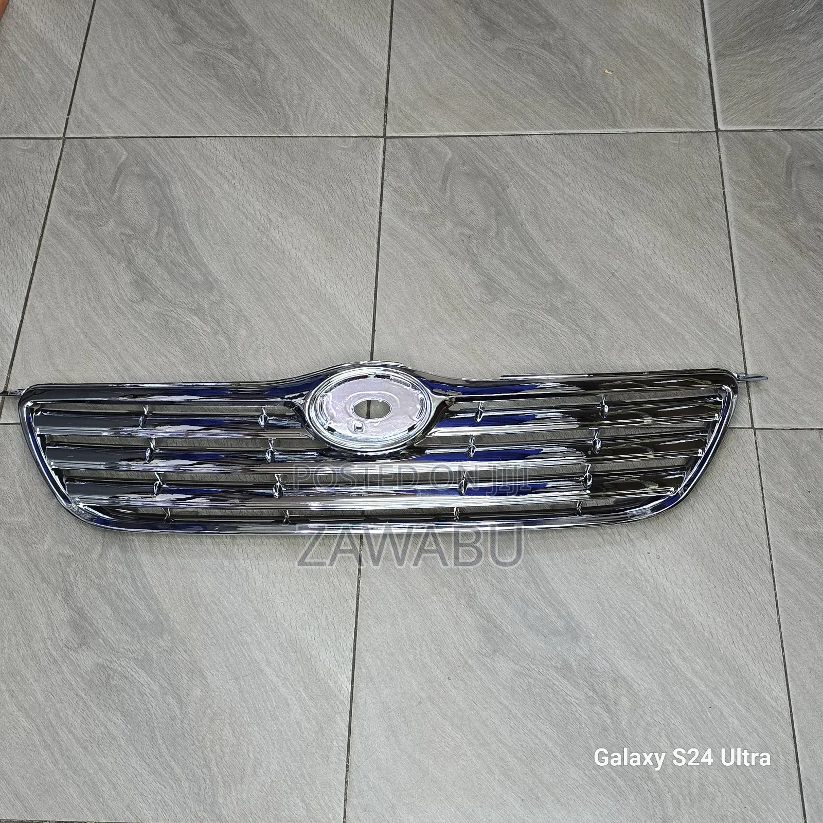 Grill Toyota Nze/Fielder 2003- Chrome