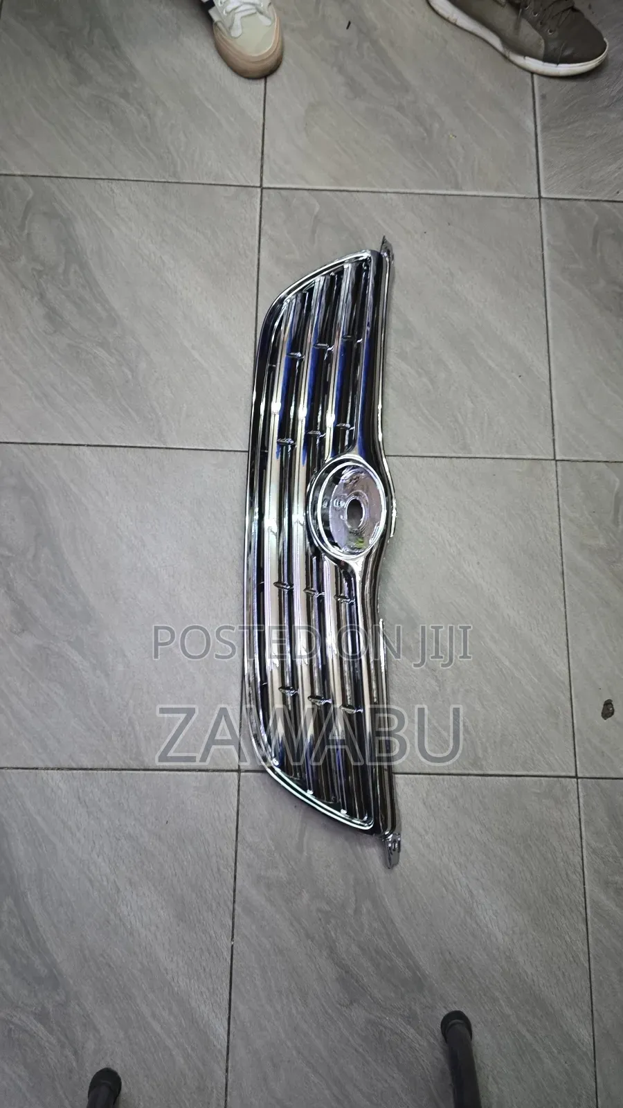 Grill Toyota Nze/Fielder 2003- Chrome