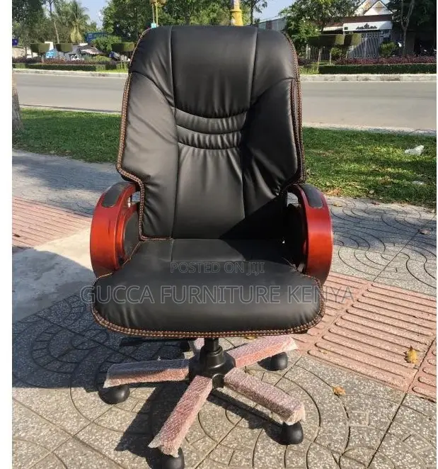 Office Chairs:High-End Relaxed Reclining Directors Chair