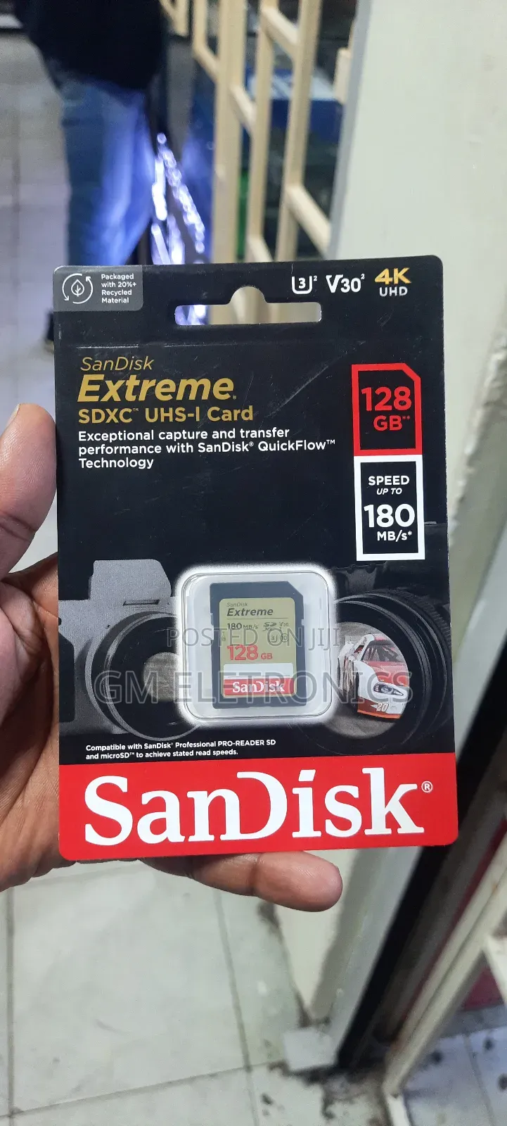 New Sandisk 128gb Extreme Uhs-I SDXC Memory Card.