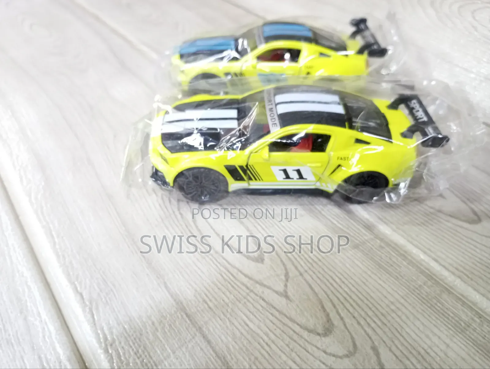 Mettalic Cars / Die Cast Alloy Cars