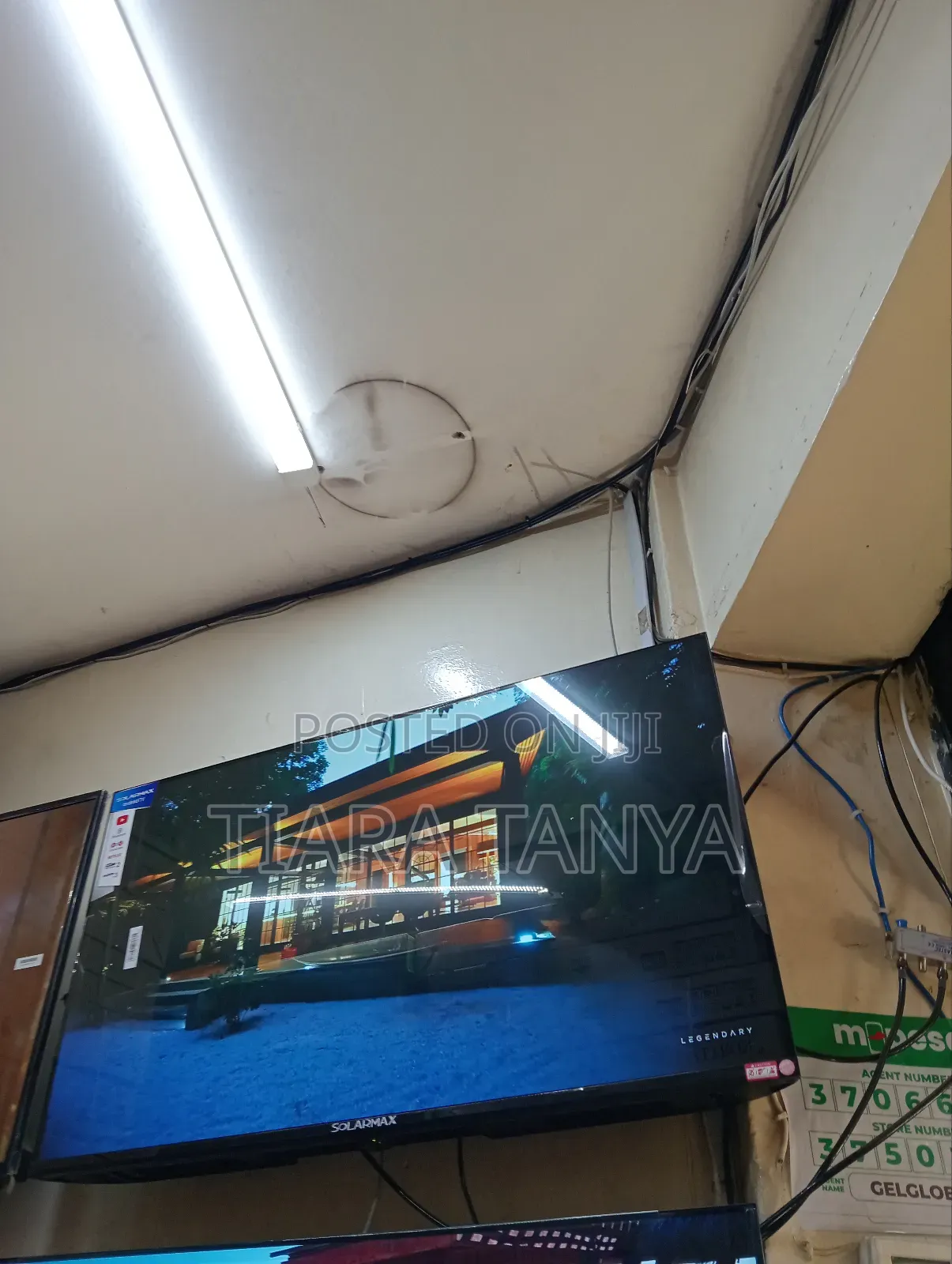 Solar Max 43" Smart Android Tv