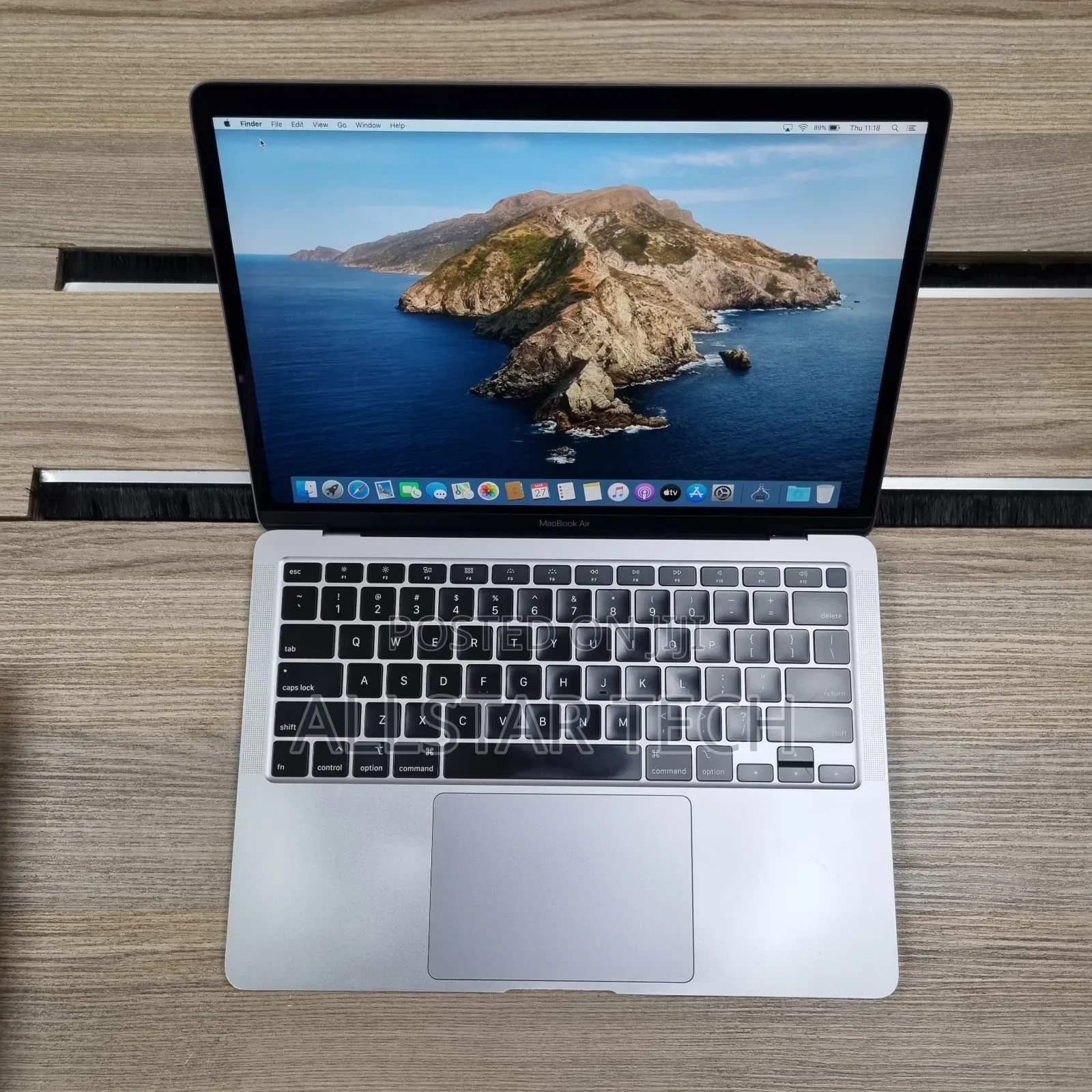 Laptop Apple MacBook Air 2020 8GB Intel Core i5 SSD 256GB