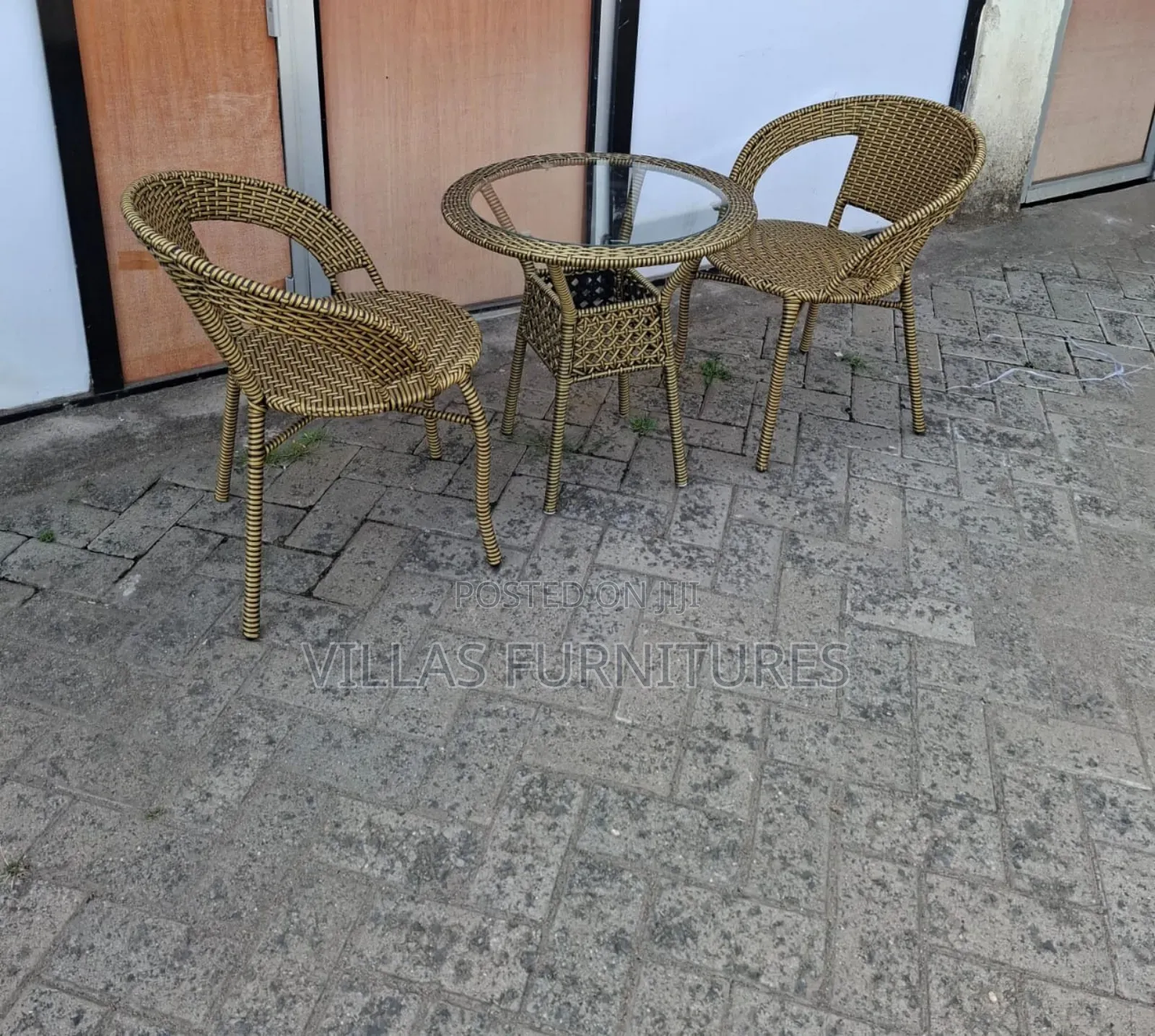 Goldish Makuti Outdoor Set
