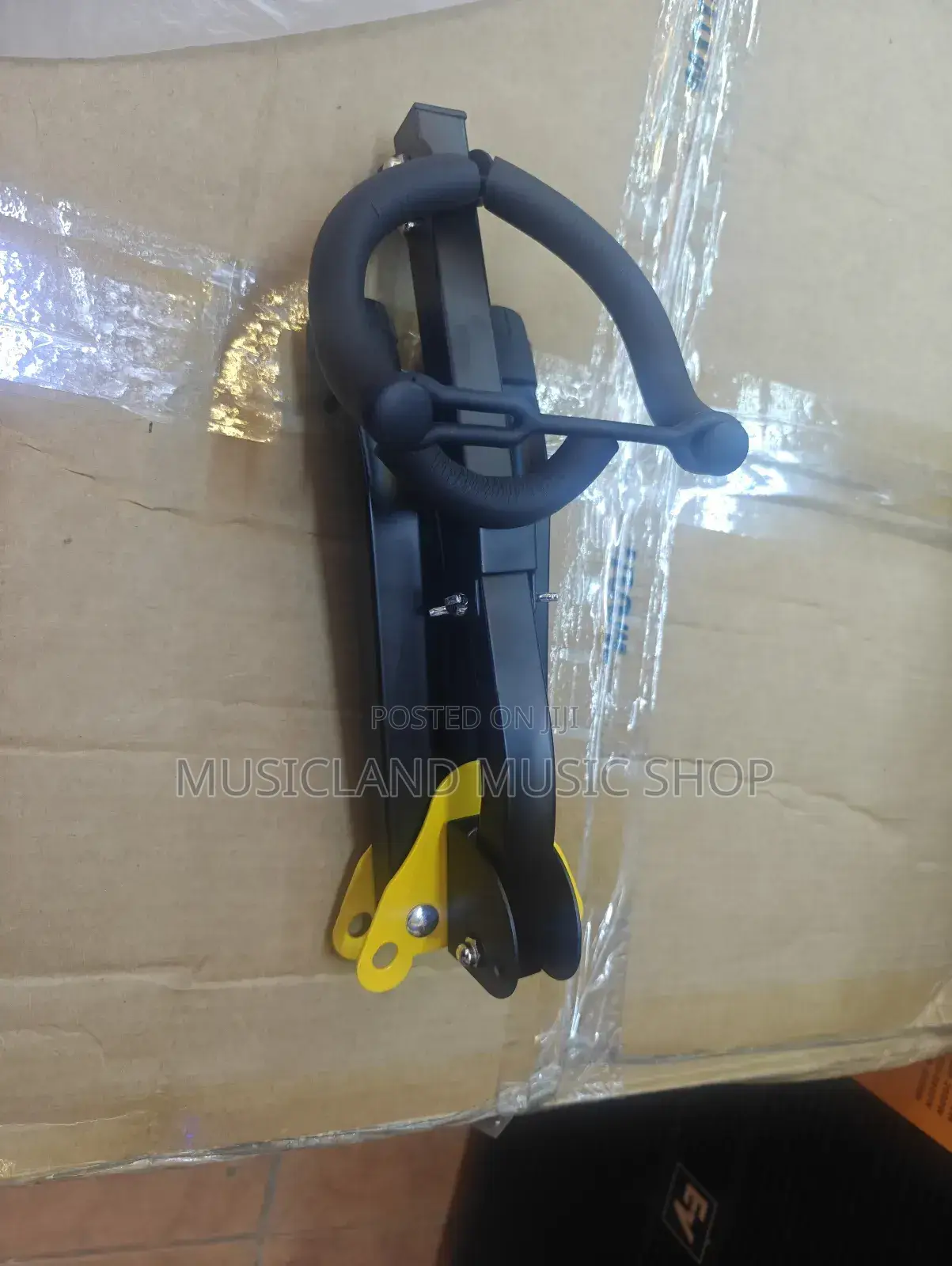 Saxophone Stand