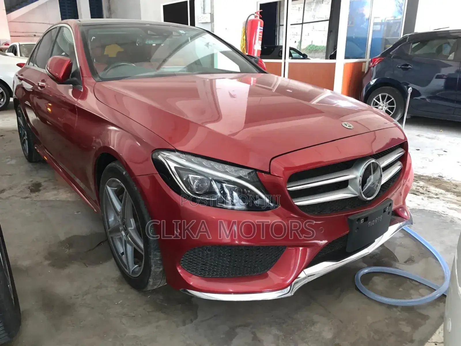 Mercedes-Benz C200 2018 Red