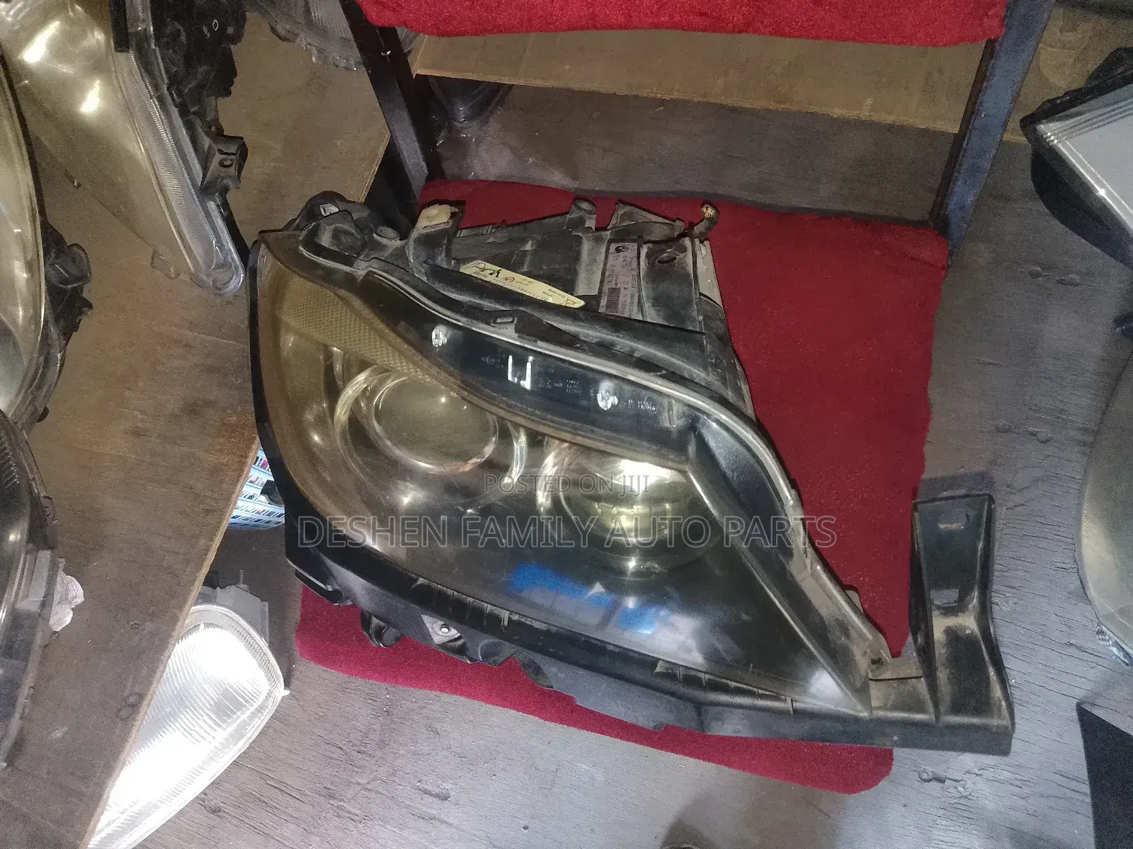 Bmw 3-series E90 Headlight Xenon Assembly