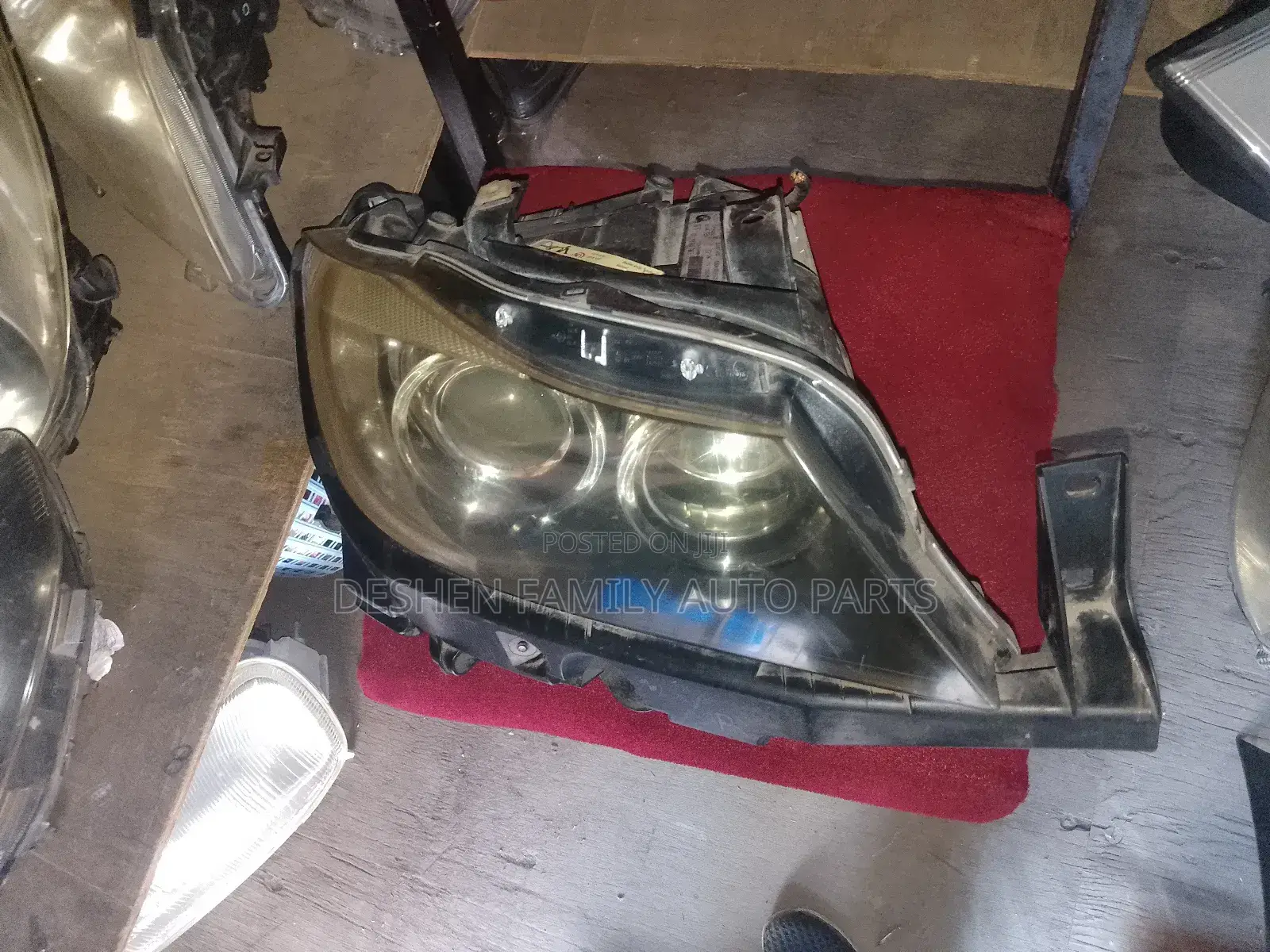 Bmw 3-series E90 Headlight Xenon Assembly