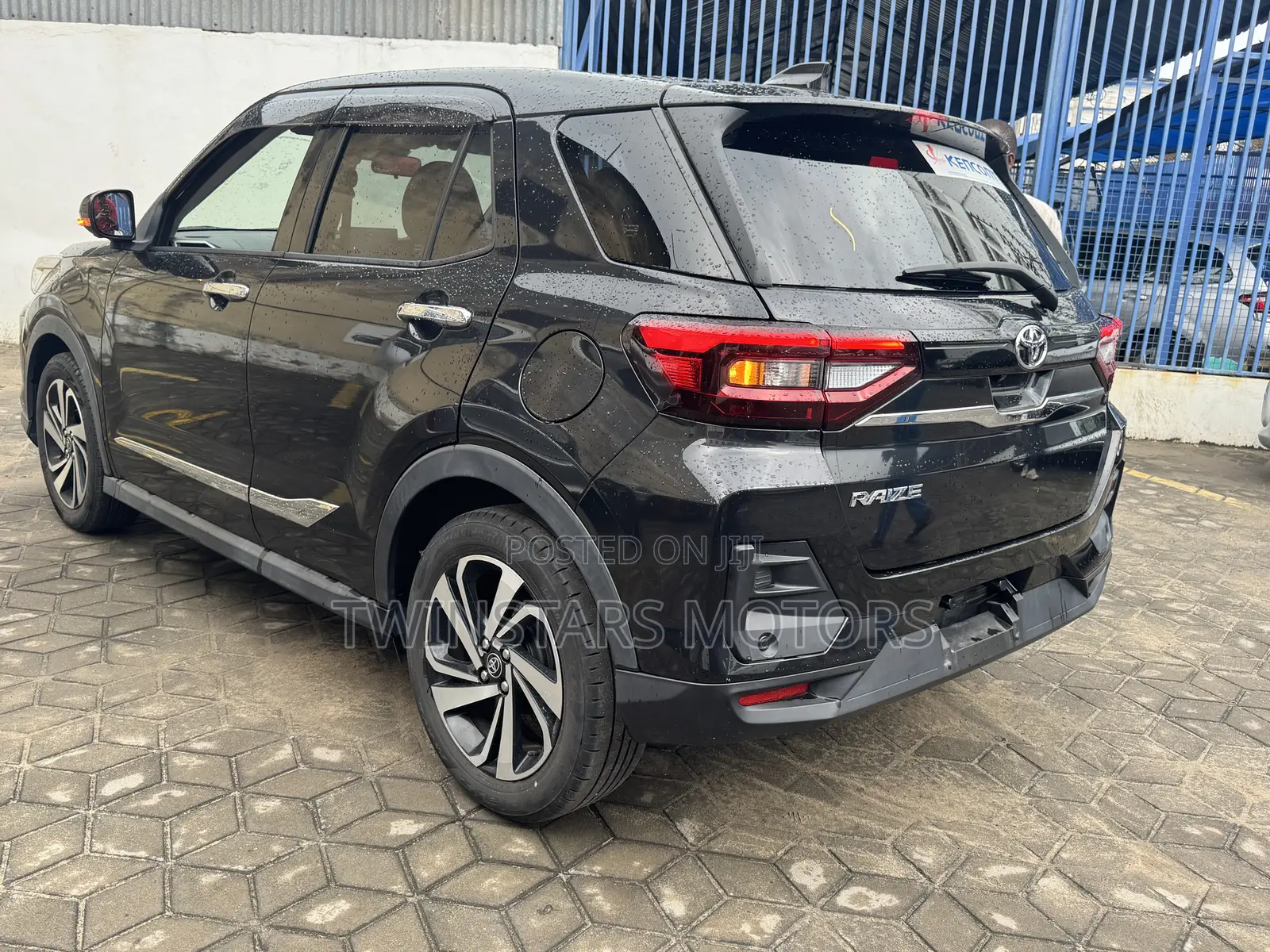 Toyota Raize 1.0 FWD 2019 Black