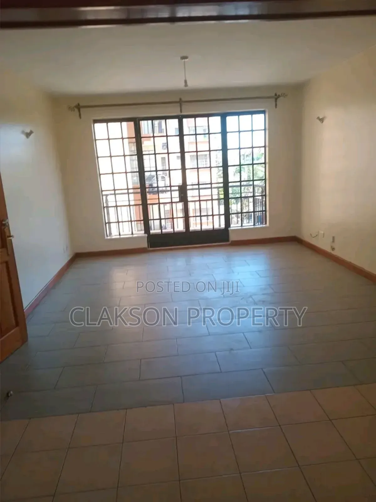 3bdrm Apartment in Naivasha Road, Dagoretti for rent