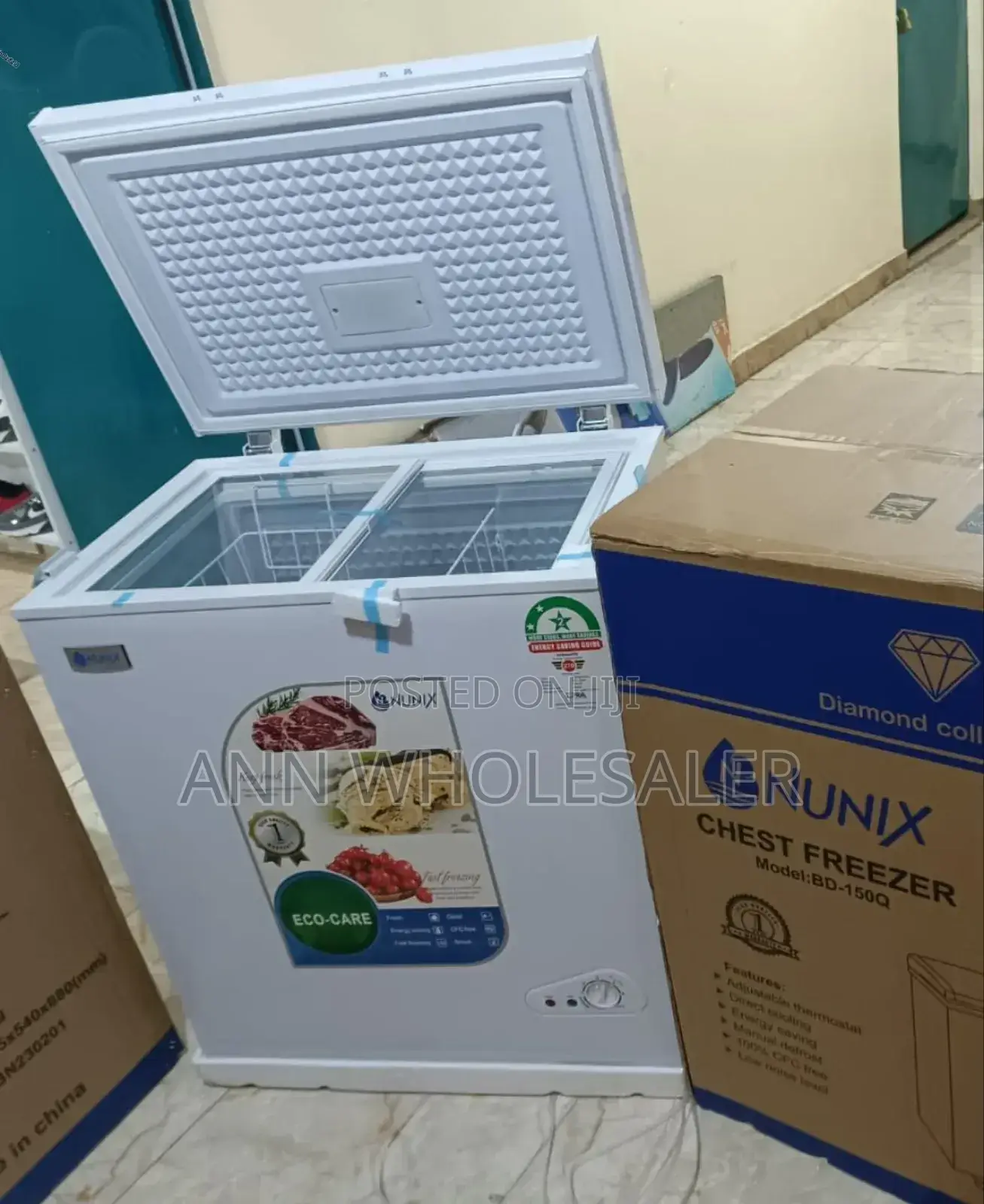 White 150 Litres Nunix Chest Freezer F/7