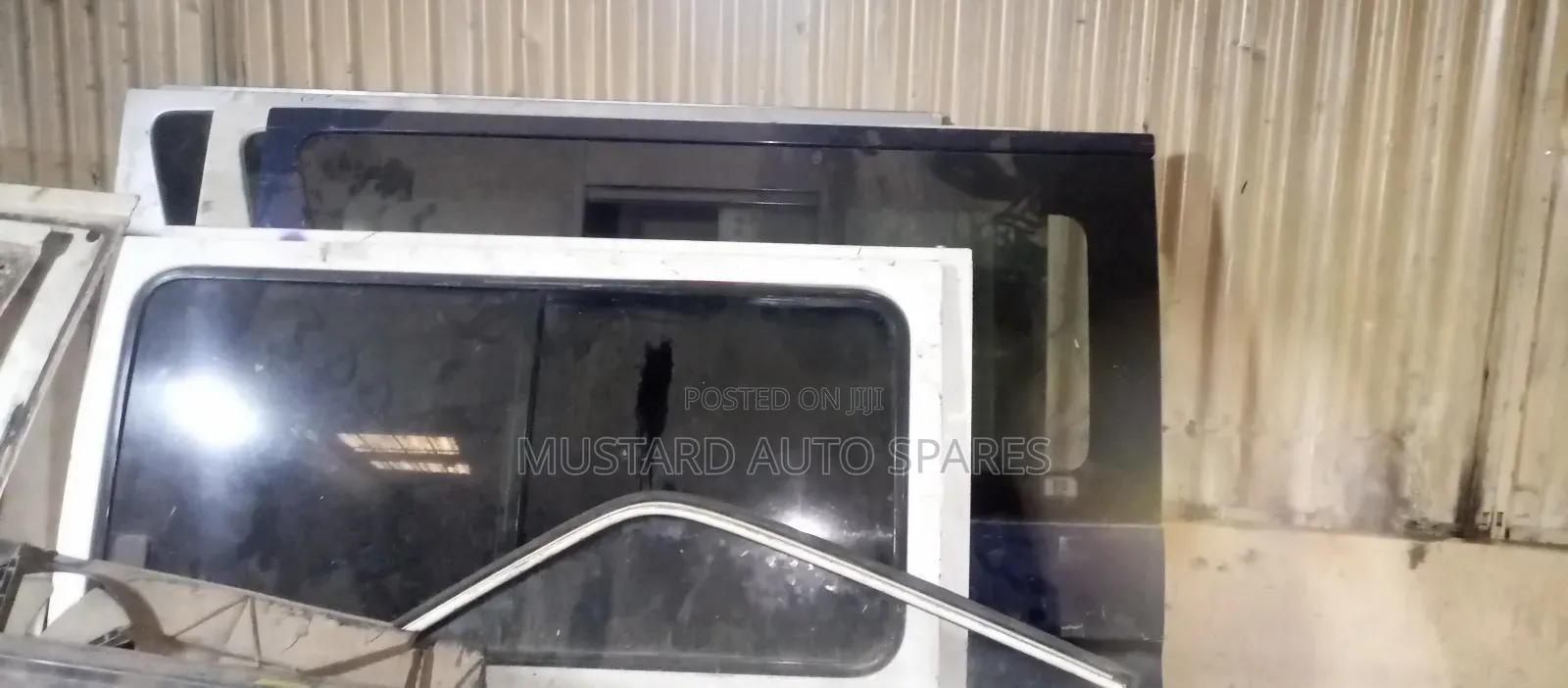 Sliding Door Toyota Hiace 7l