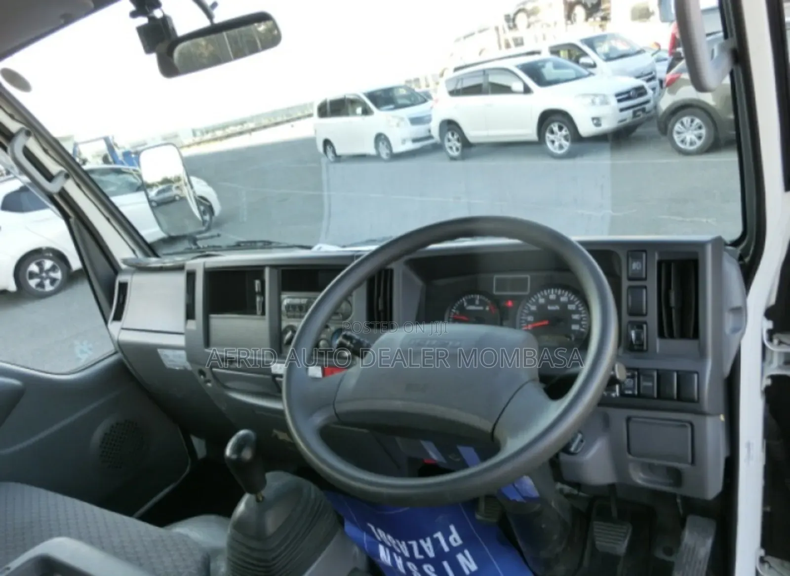 Isuzu Elf Open Body